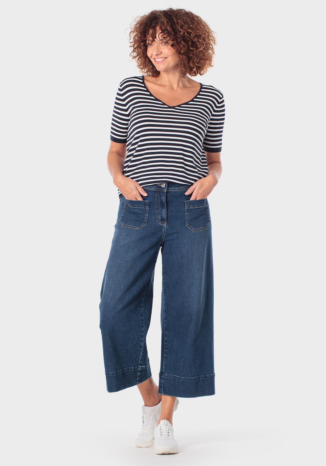 Striped Short-Sleeved Sweater - Blue Navy