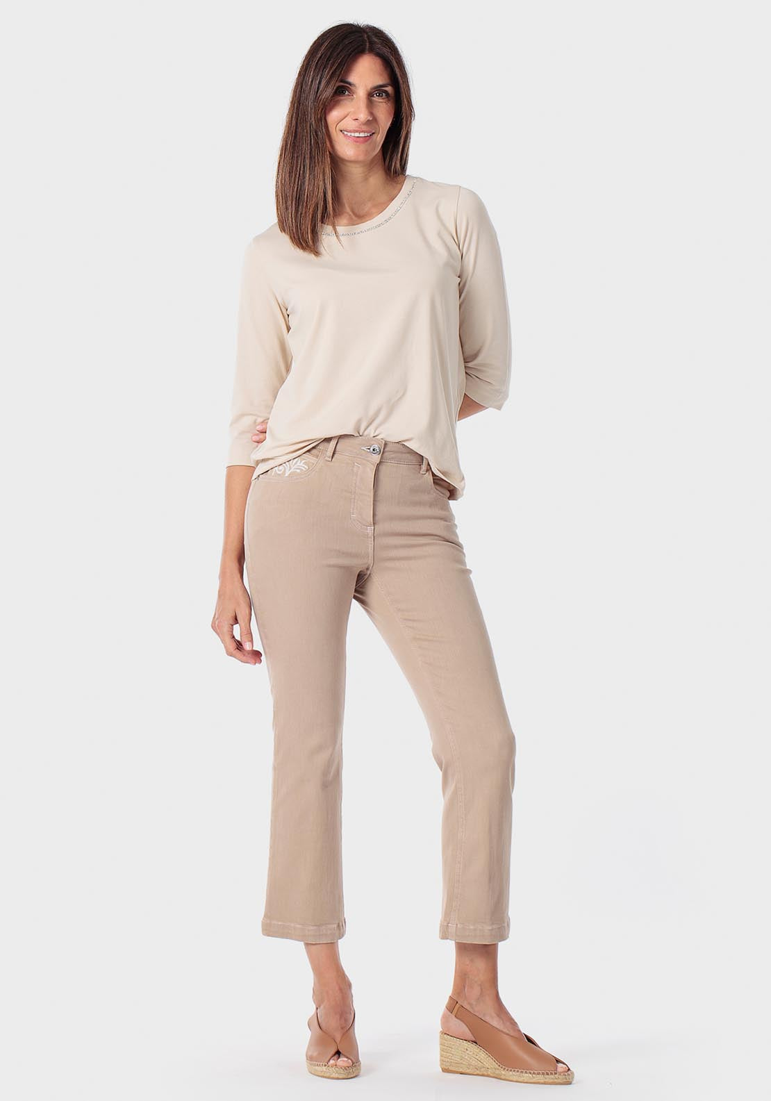 Embroidered Flare Jeans - Beige