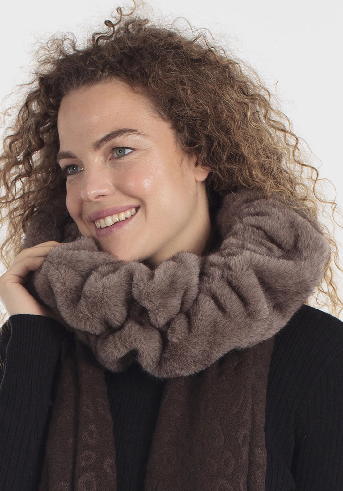 Plush Fur Scarf With Fringe - Brown Chocolate