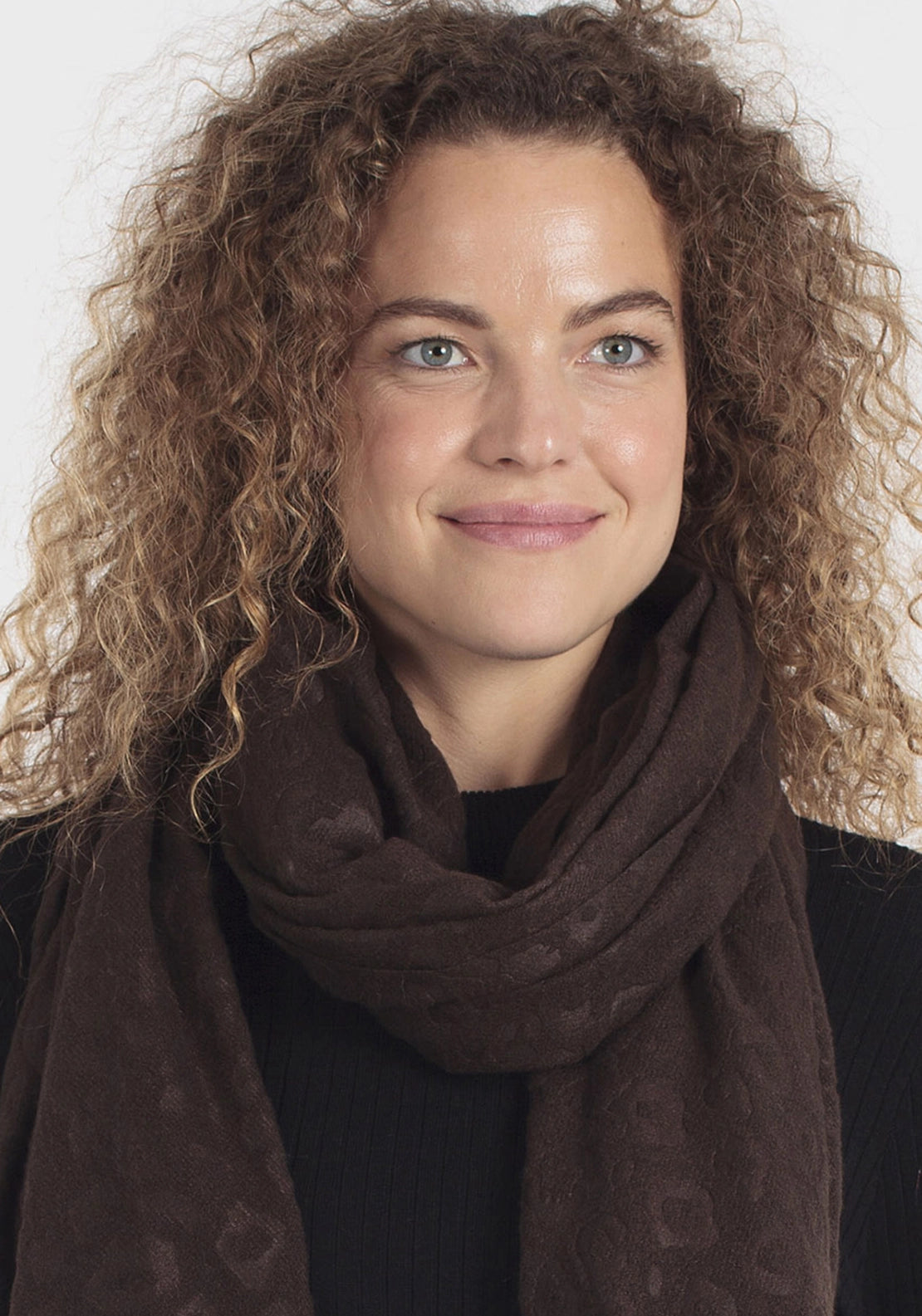 Plush Fur Scarf With Fringe - Brown Chocolate