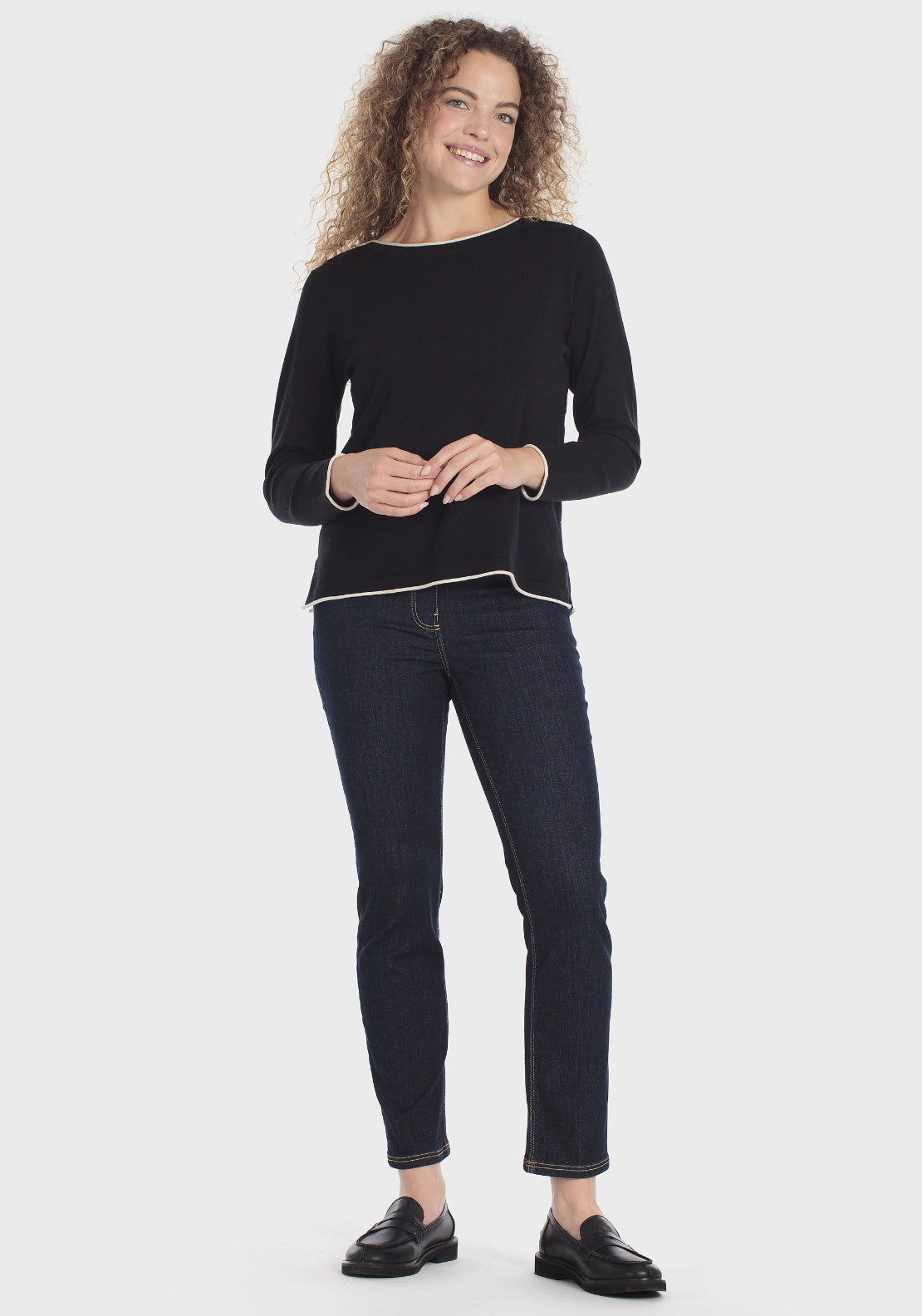 Fantasy Sweater - Black
