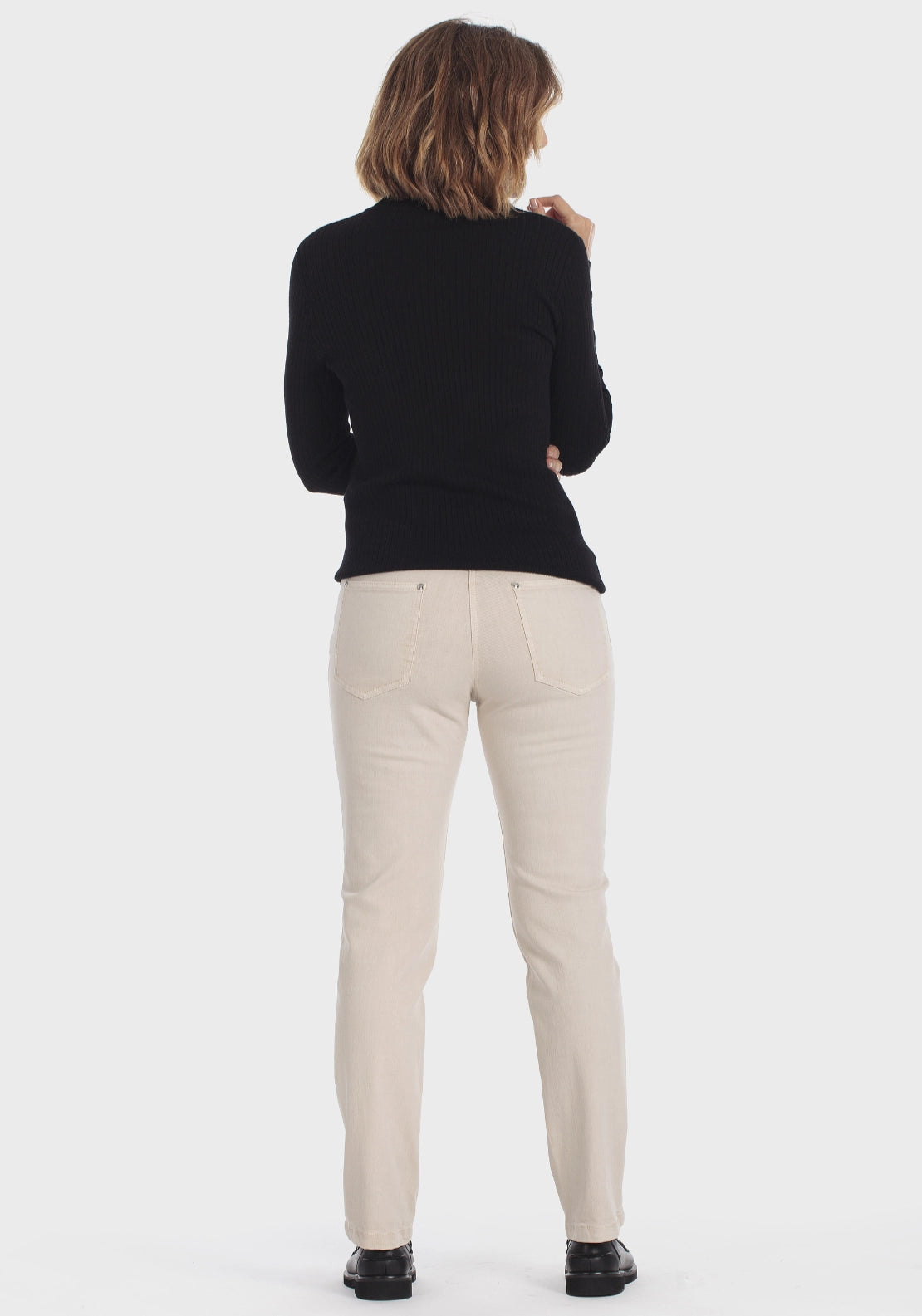 Classic Ribbed Crew-Neck Sweater - Black