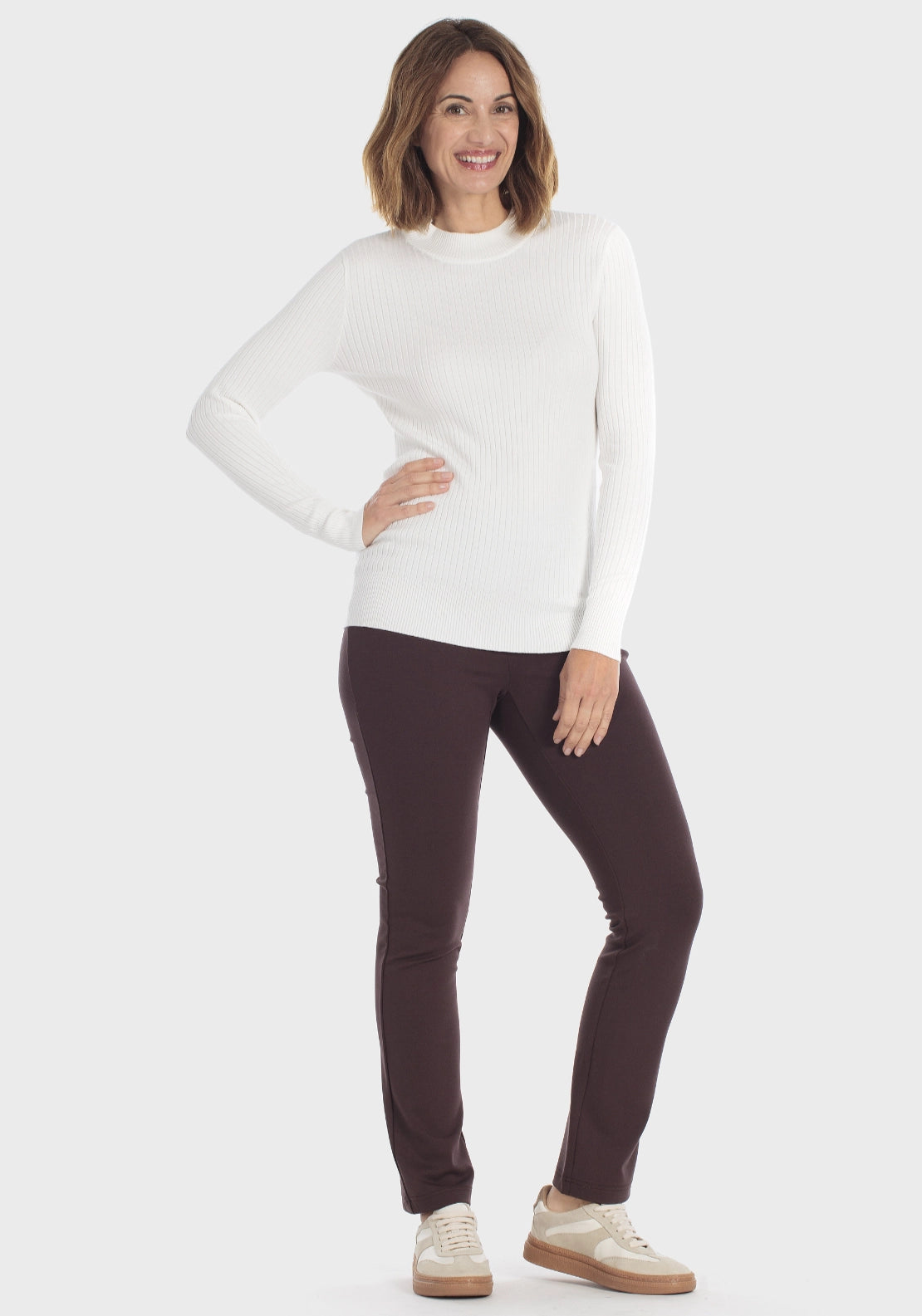 Classic Ribbed Crew-Neck Sweater - White