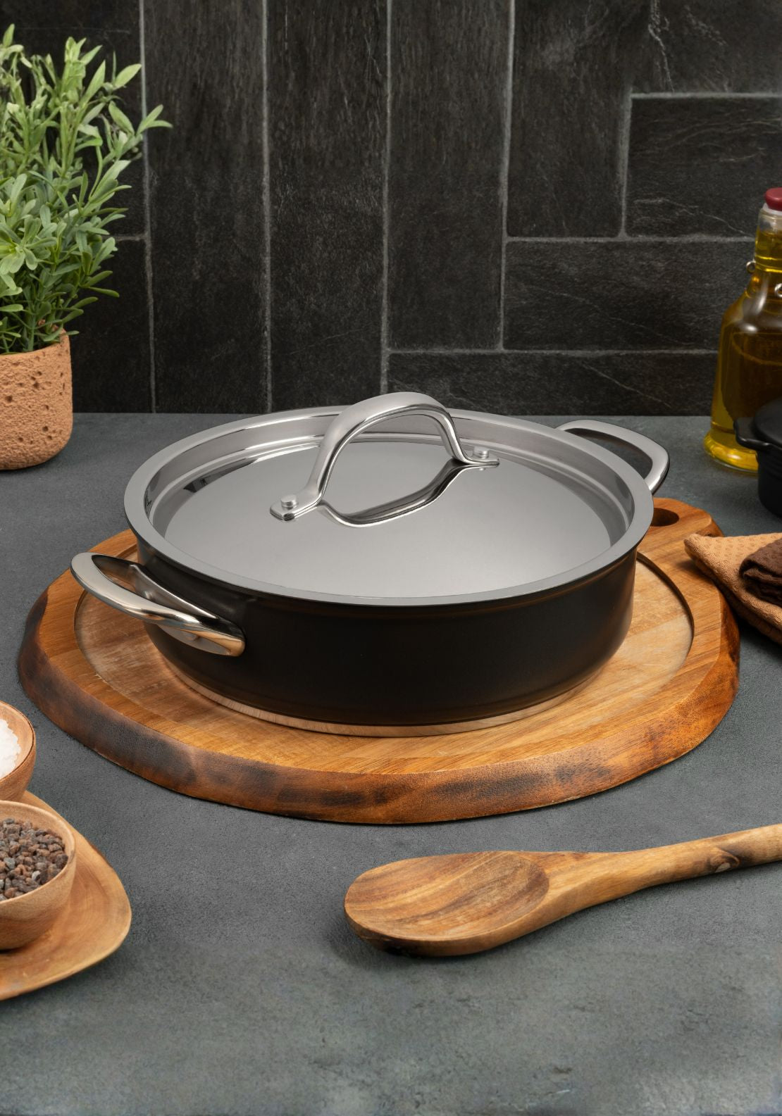 Circulon Excellence Sauteuse 26cm - Black 2 Shaws Department Stores