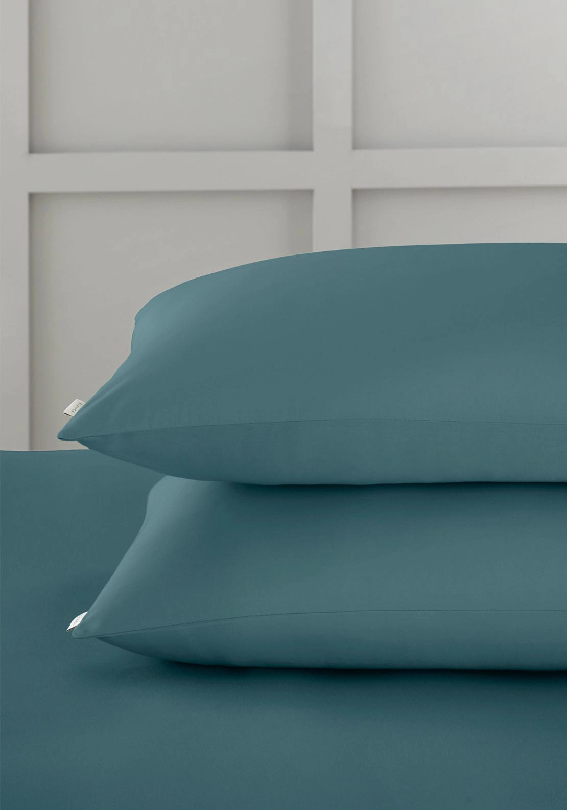 100% Cotton Sateen 400 Thread Count Standard Pillowcase Pair - Green