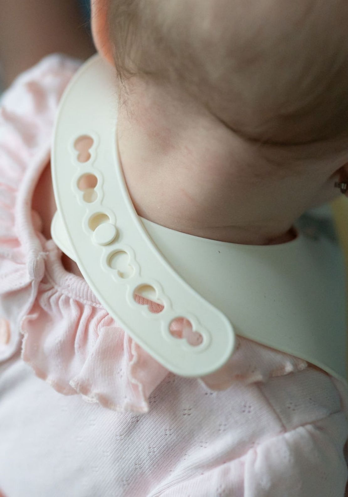 Silicone Bunny Print Bib - Pink