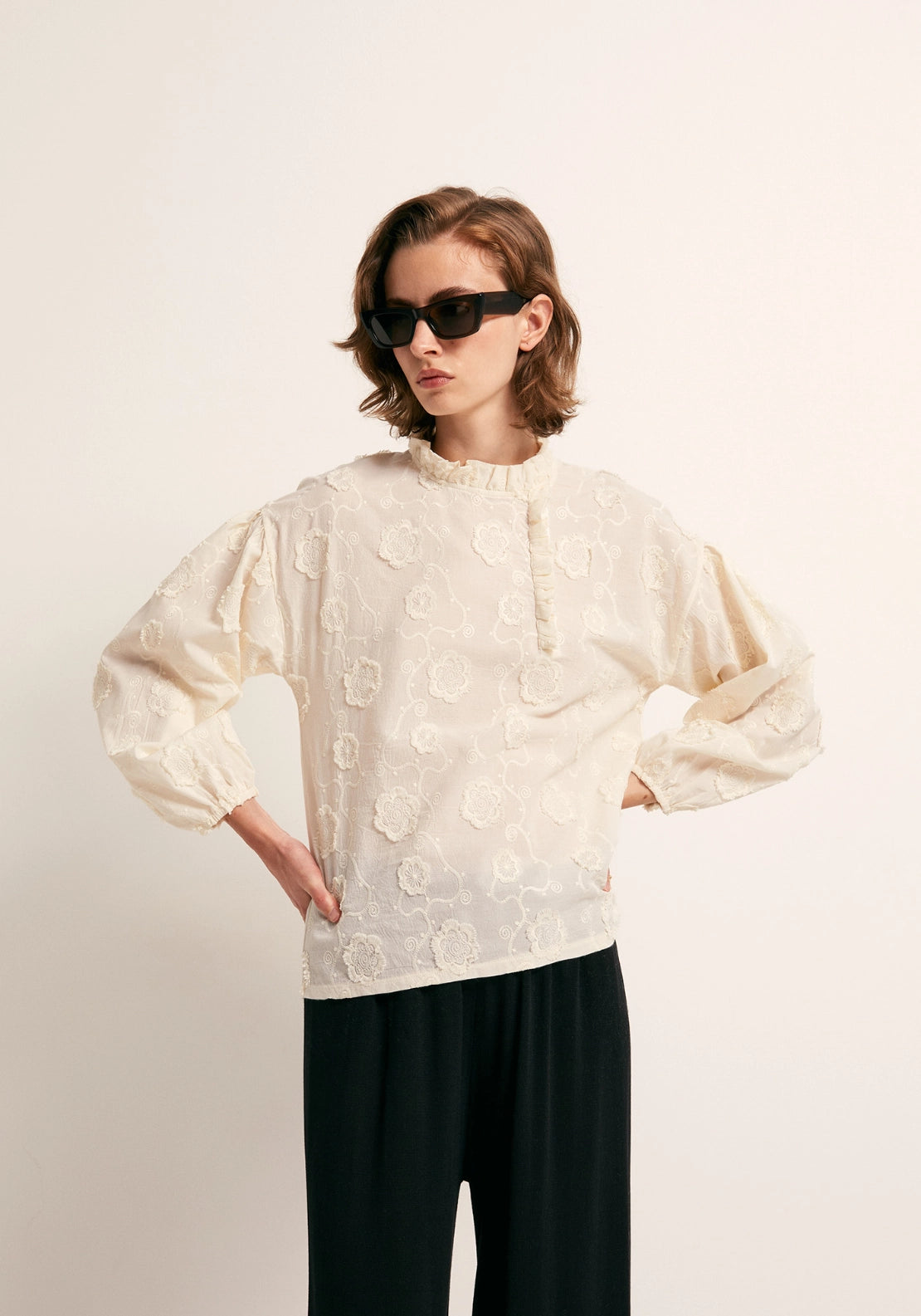 Embroidered Flower Top - Cream