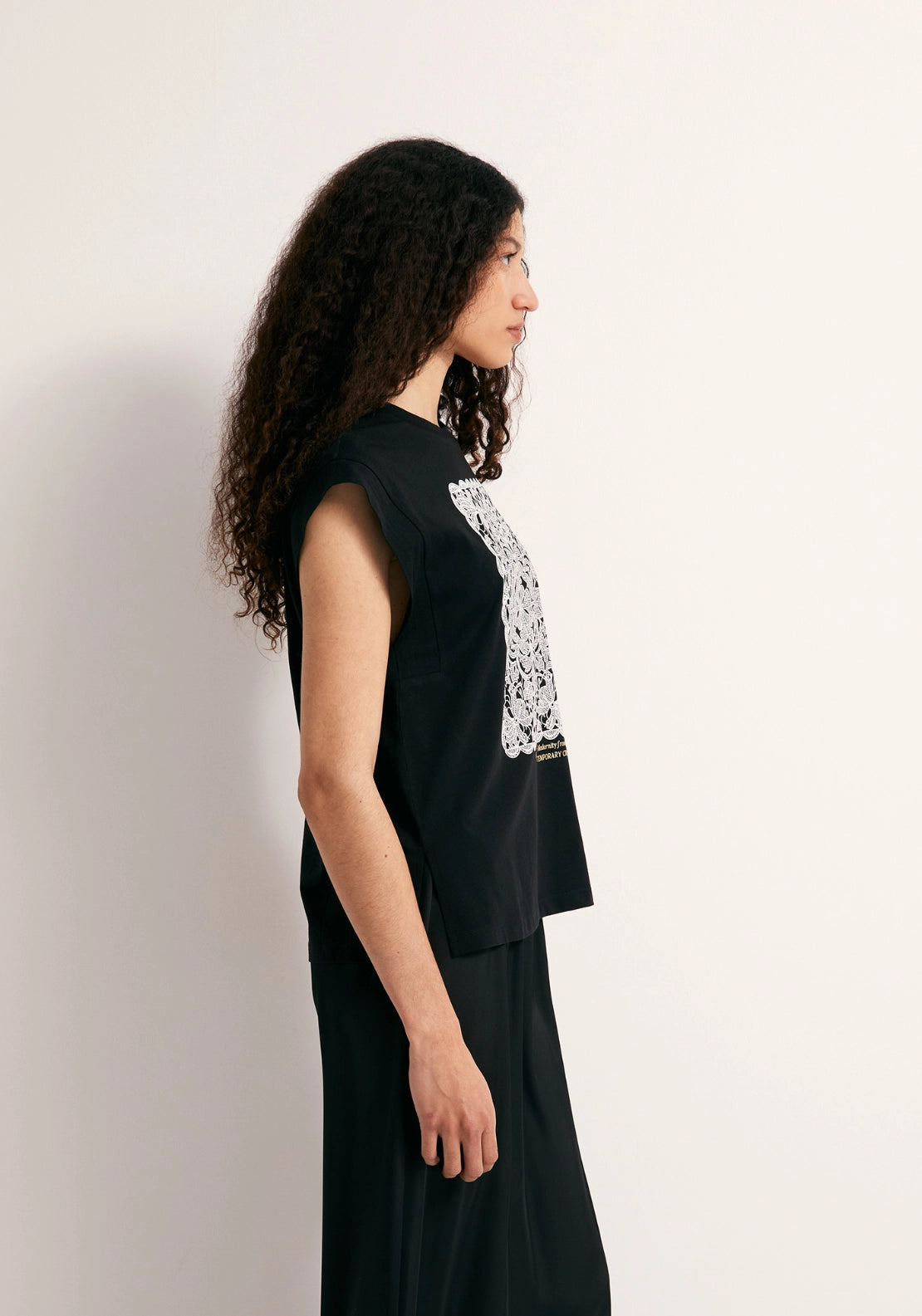 Sequin T-Shirt - Black
