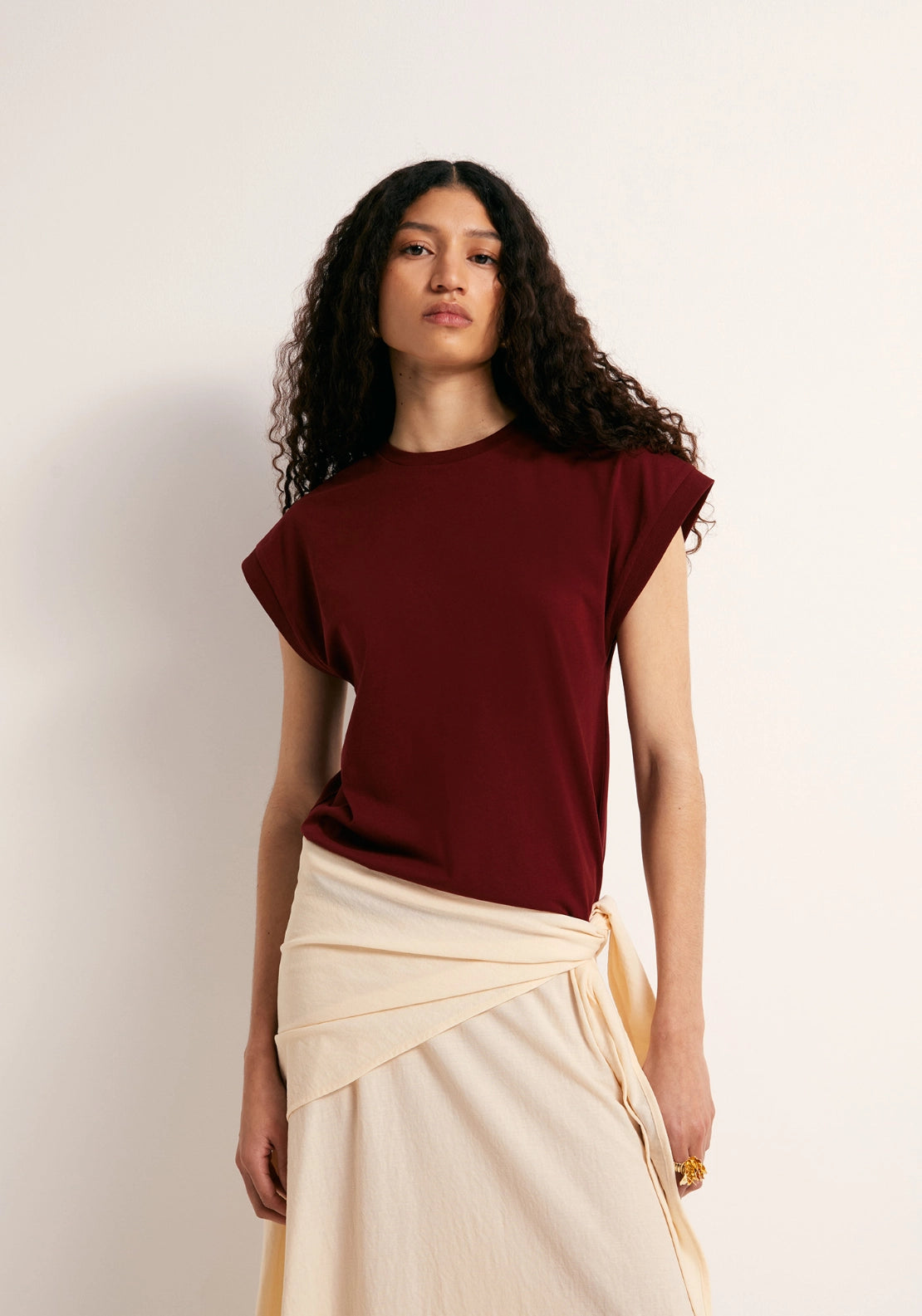 Solid-Colour Essential T-Shirt - Red