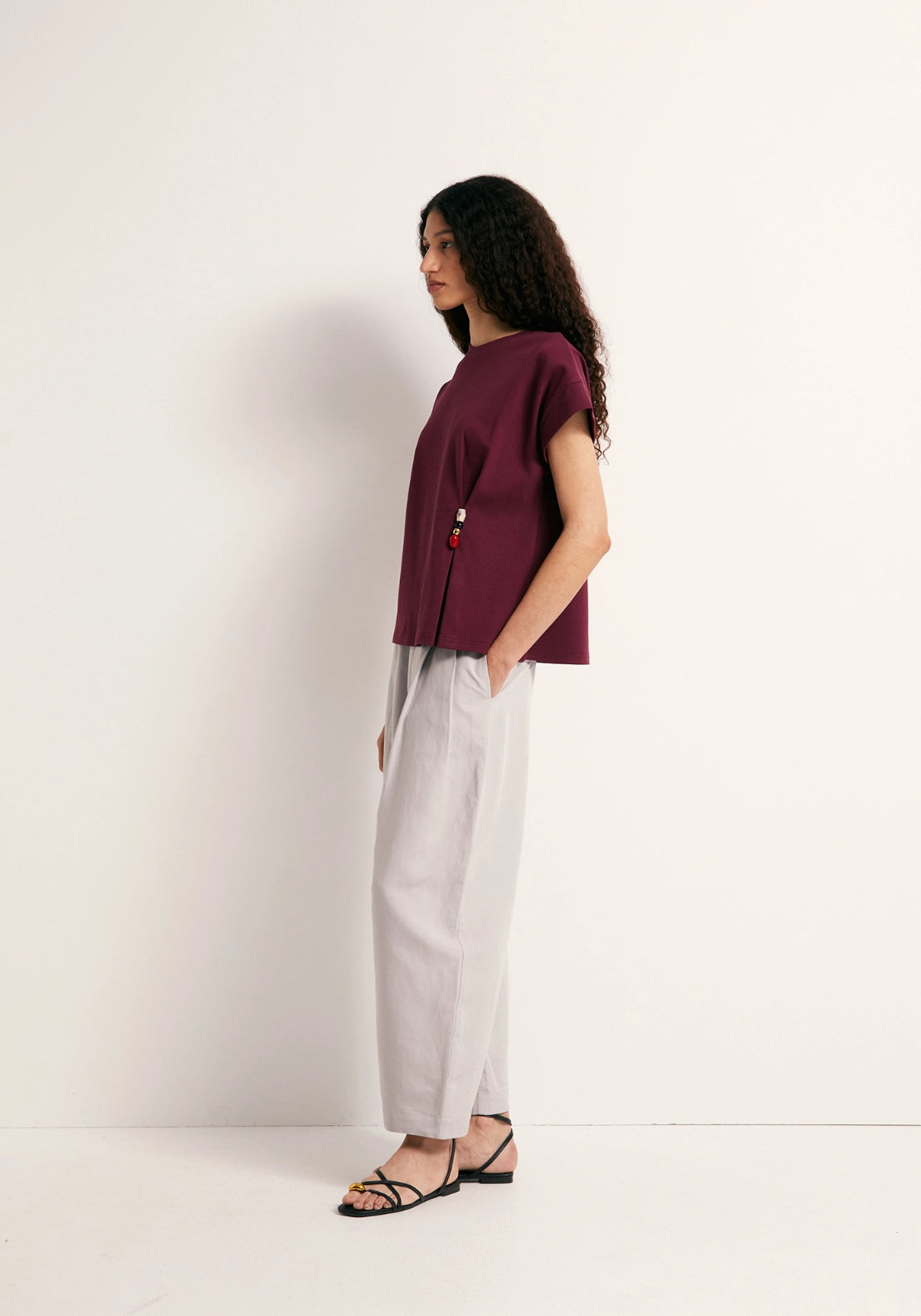 Brooch T-Shirt - Red