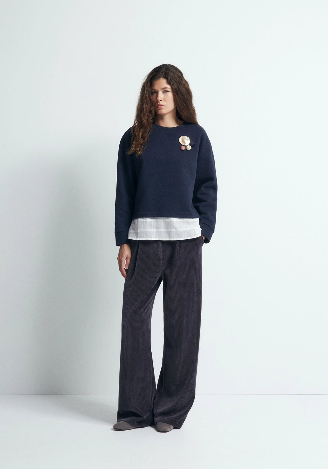 Multi Piece Brooch Sweatshirt - Blue