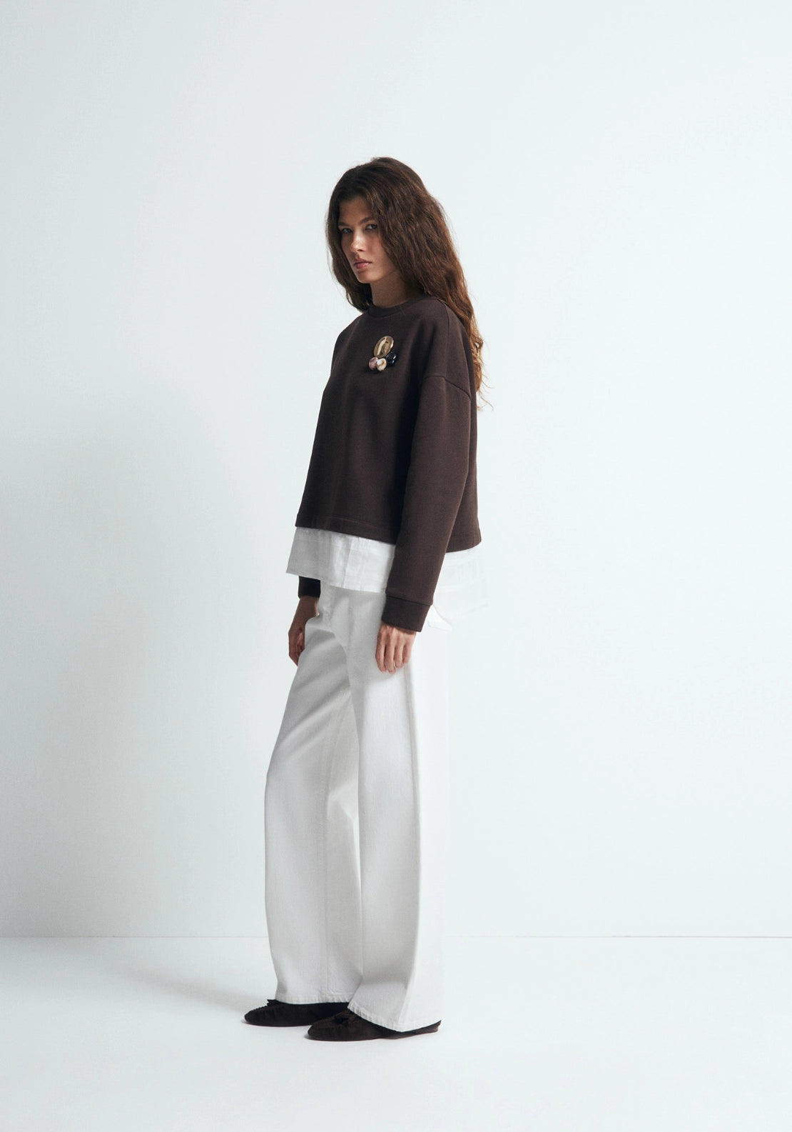 Multi Piece Brooch Sweatshirt - Brown