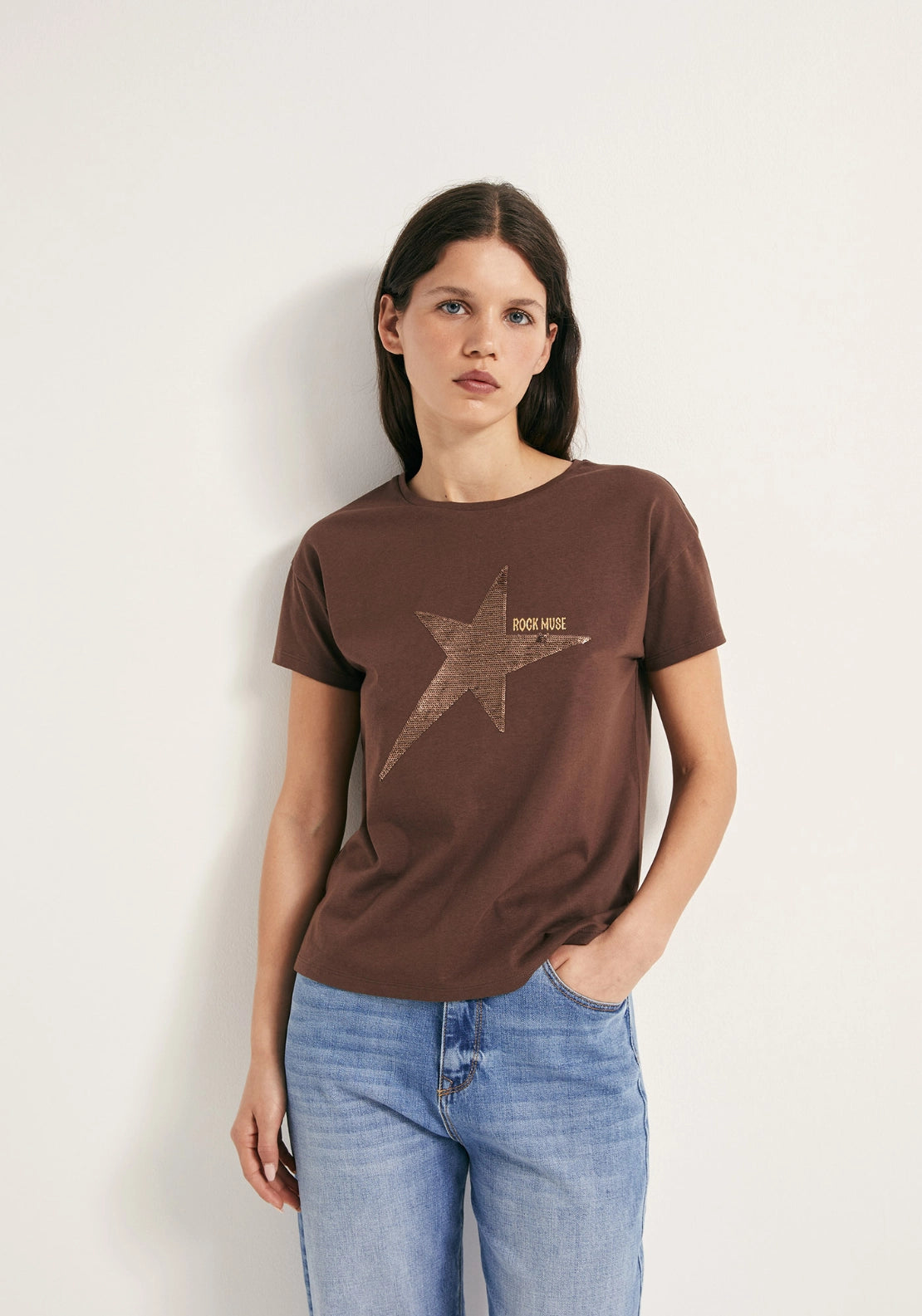 Short-Sleeve Sequin T-Shirt - Brown