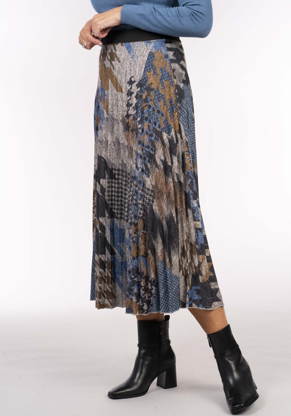 Tea Lane Pleat Print Skirt - Blue Jeans 3 Shaws Department Stores