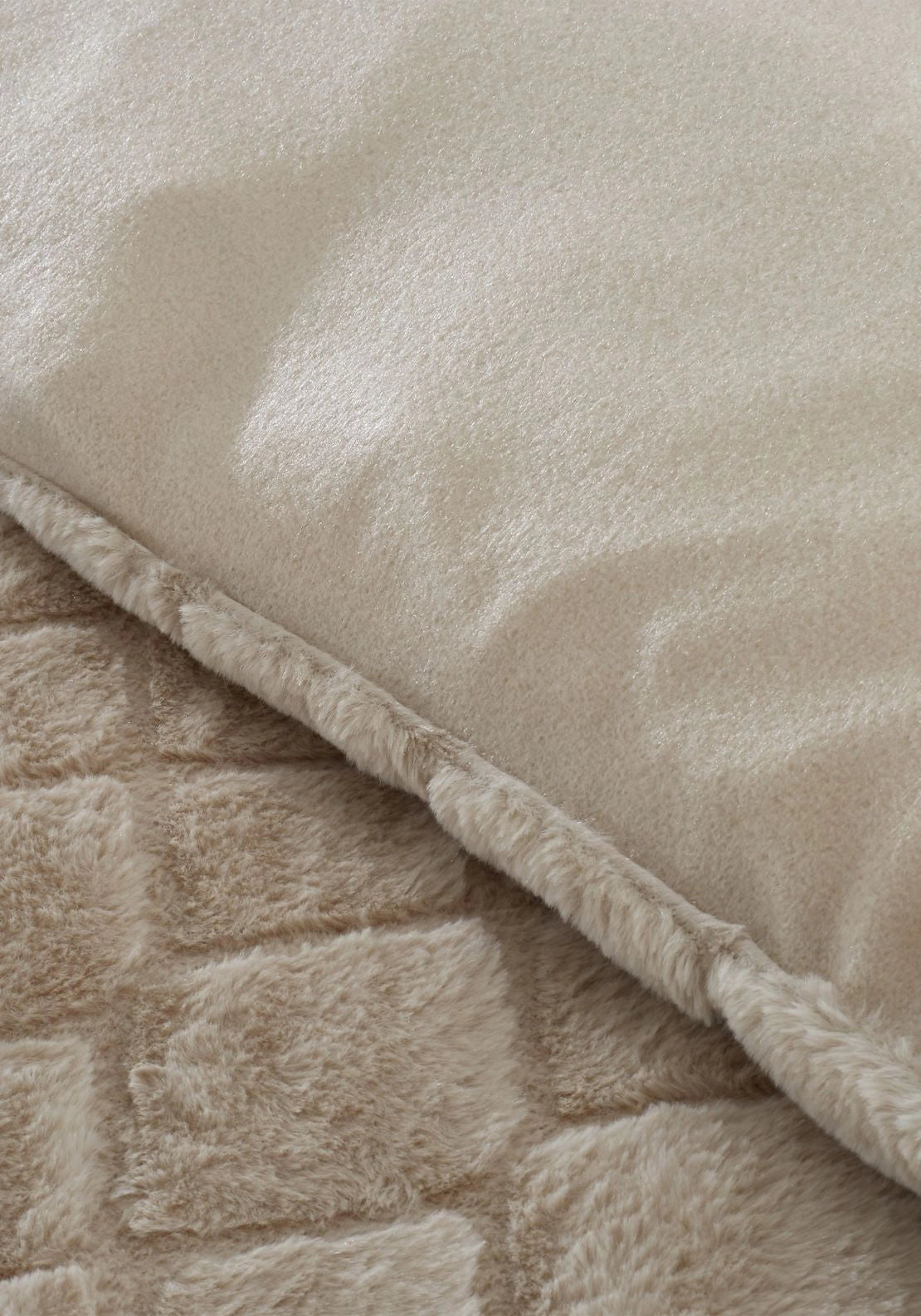Cosy Diamond Faux Fur Duvet Cover Set Natural - Beige