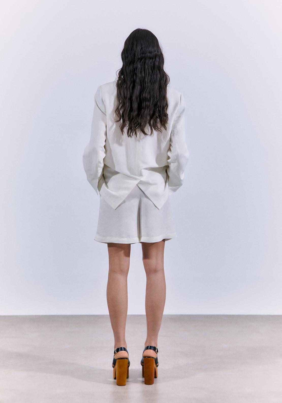 Sfera Fluid Bermuda Shorts - White 2 Shaws Department Stores
