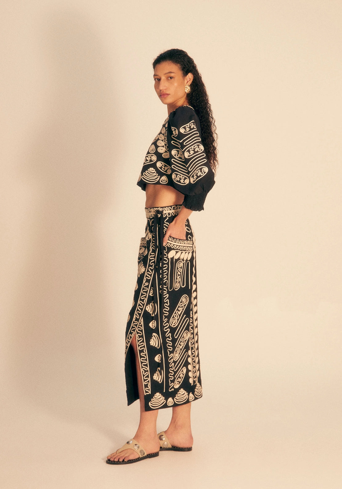 Embroidered Midi Skirt - Black