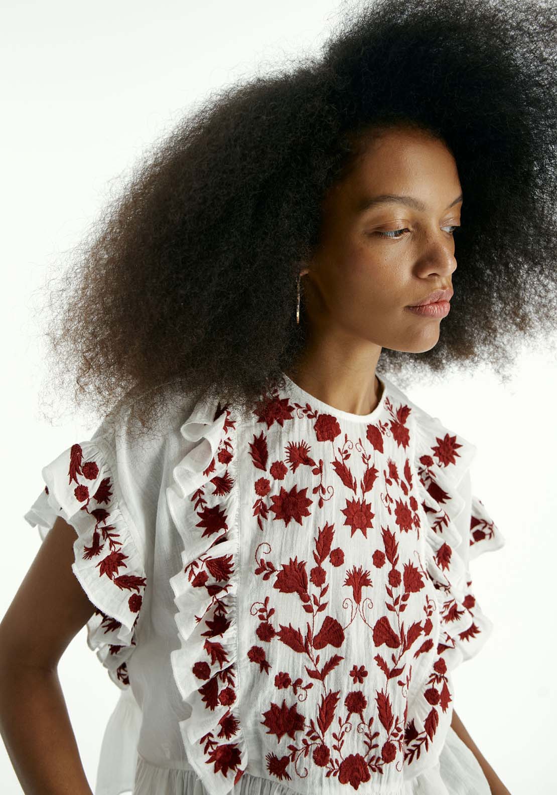 Sfera Embroidered Flowers Top - Off White 1 Shaws Department Stores