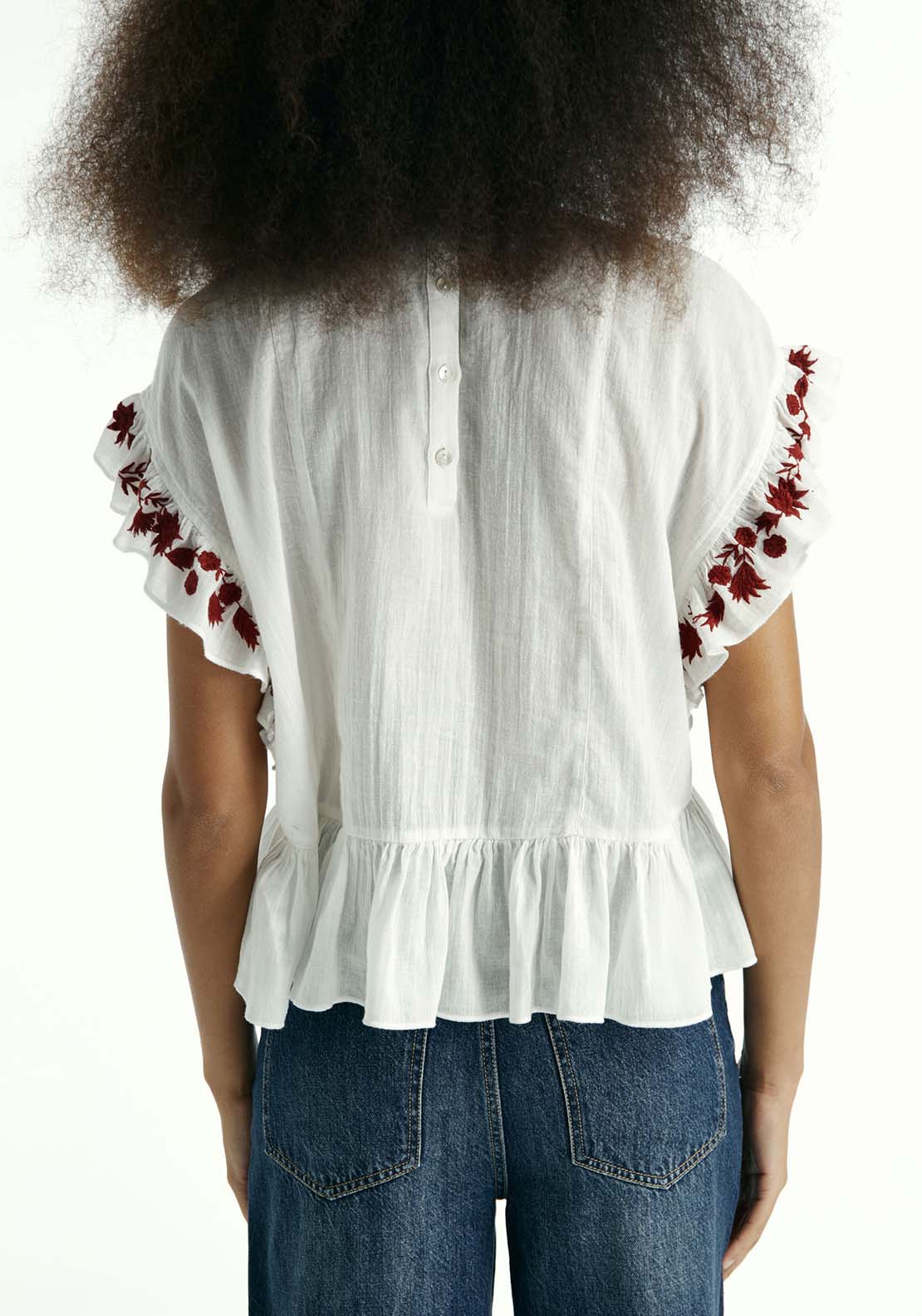 Sfera Embroidered Flowers Top - Off White 2 Shaws Department Stores