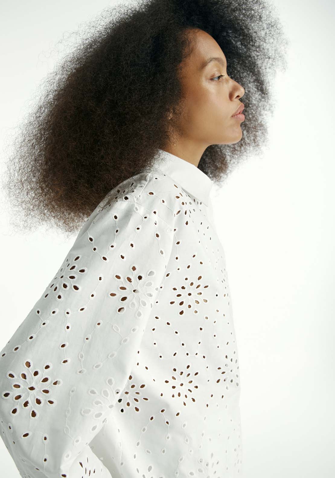 Sfera Schiffli Shirt - White 4 Shaws Department Stores