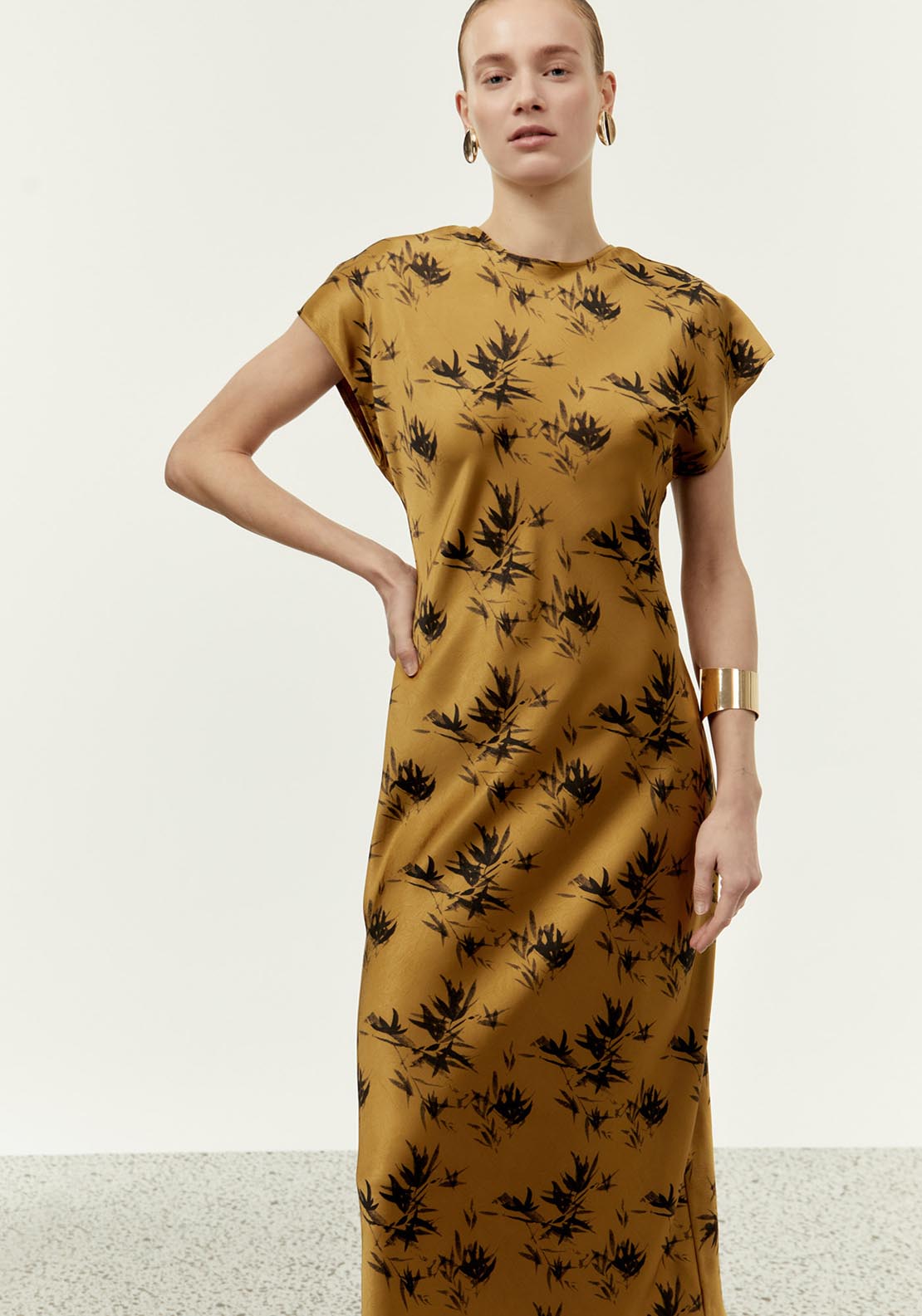 Sfera Flowers midi dress - Print Green 6 Shaws Department Stores