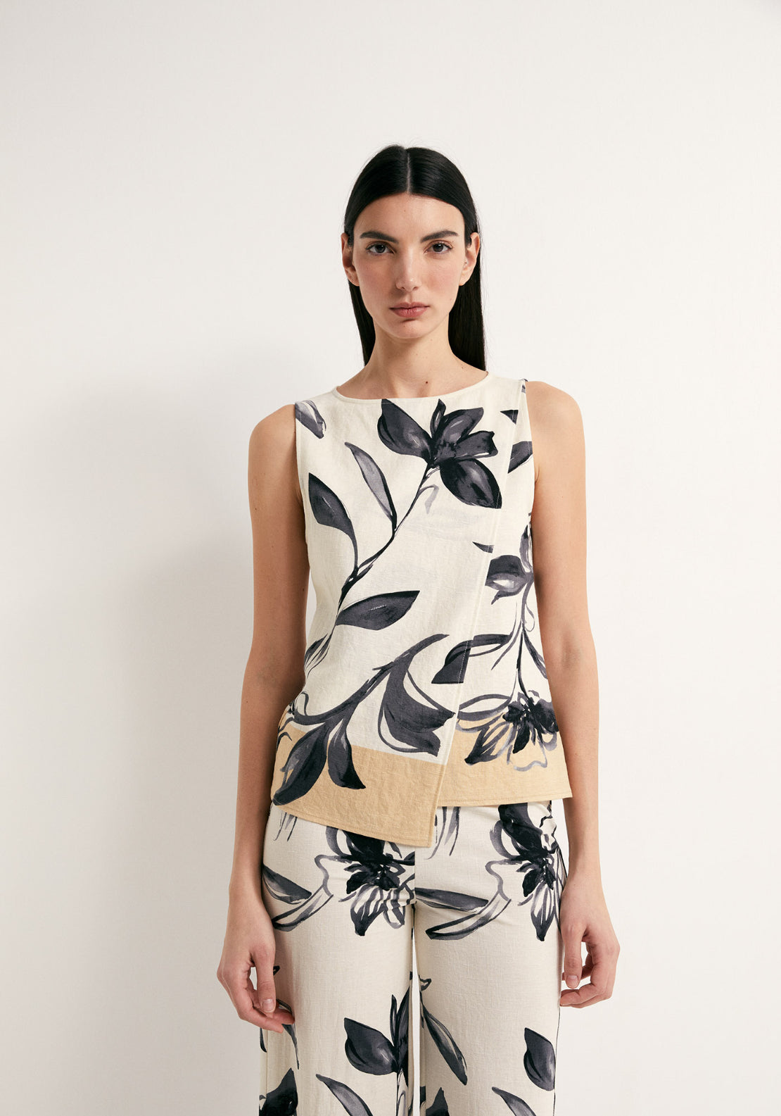 Floral Print Wrap Top - Black