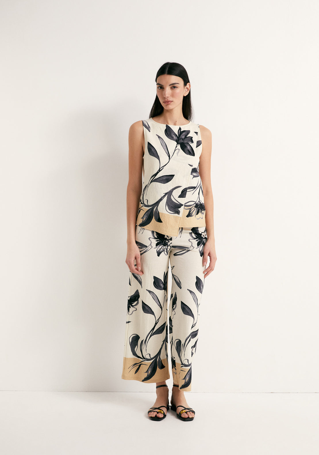 Floral Print Wrap Top - Black
