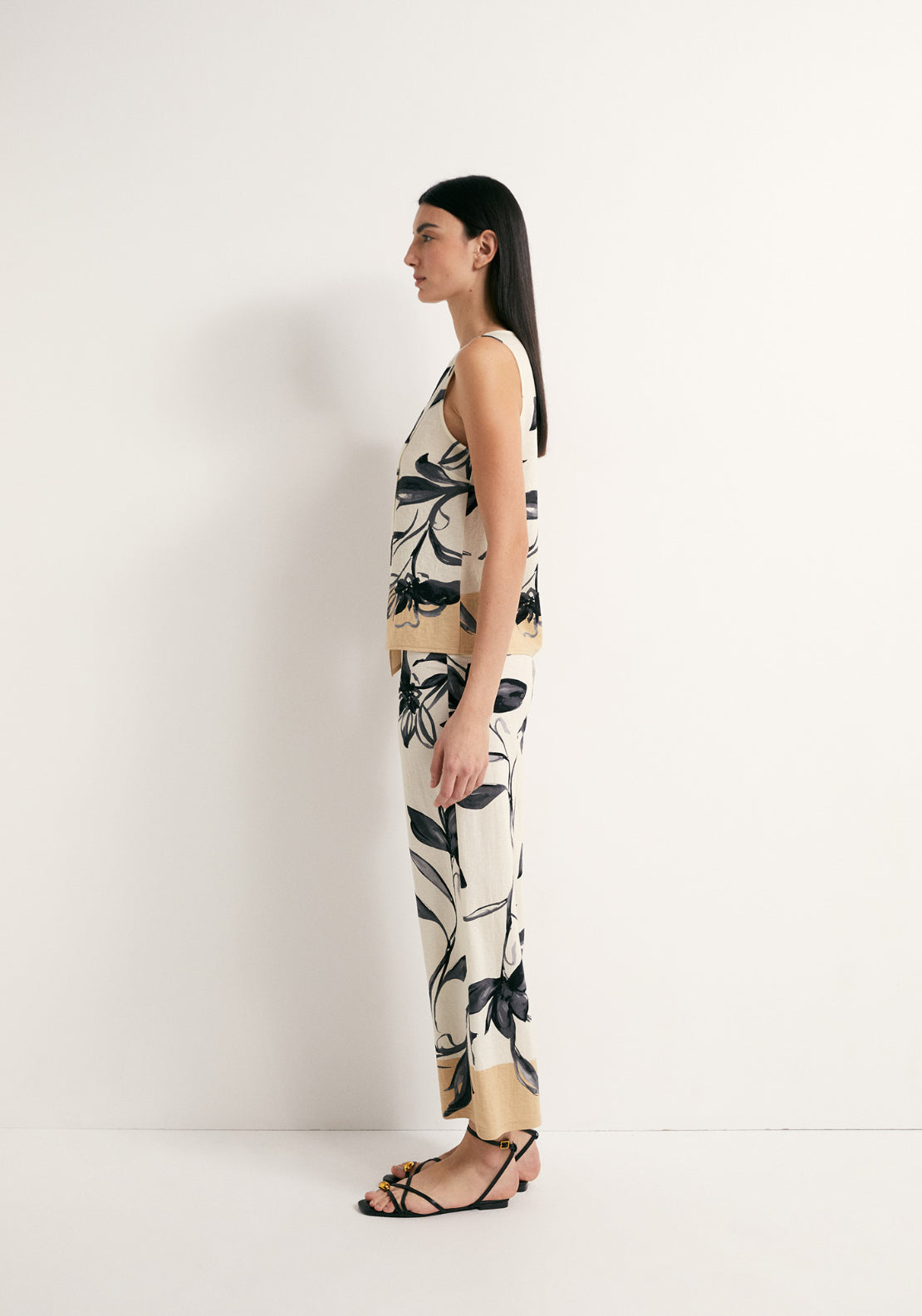 Floral Print Wide Trousers - Black