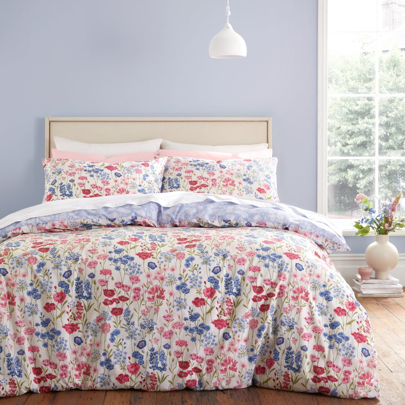 Olivia Floral 200 Thread Count Cotton Duvet Cover Set – Shaws ...