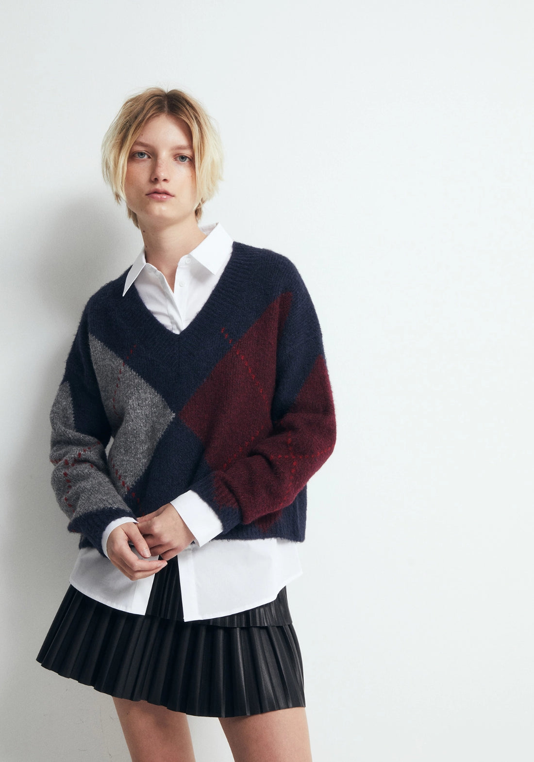 Argyle V Neck Knit Jumper - Dark Blue