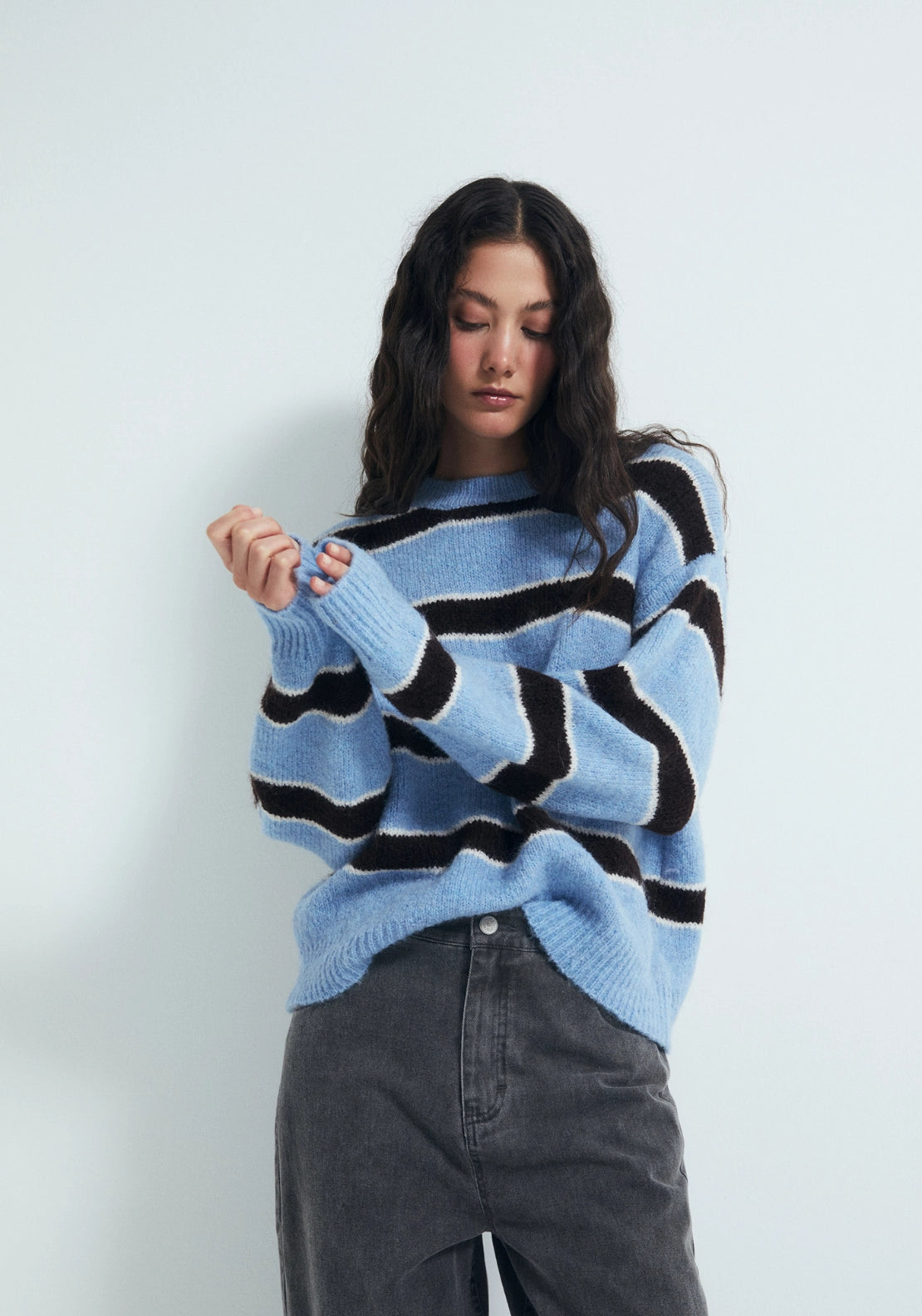 Striped Crew Neck Jumper - Blue