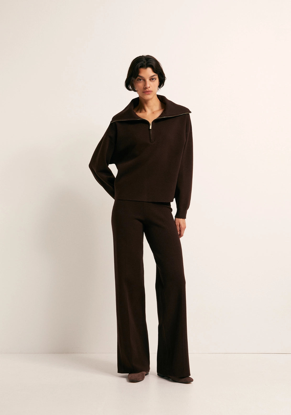 Flared Knit Trousers - Brown