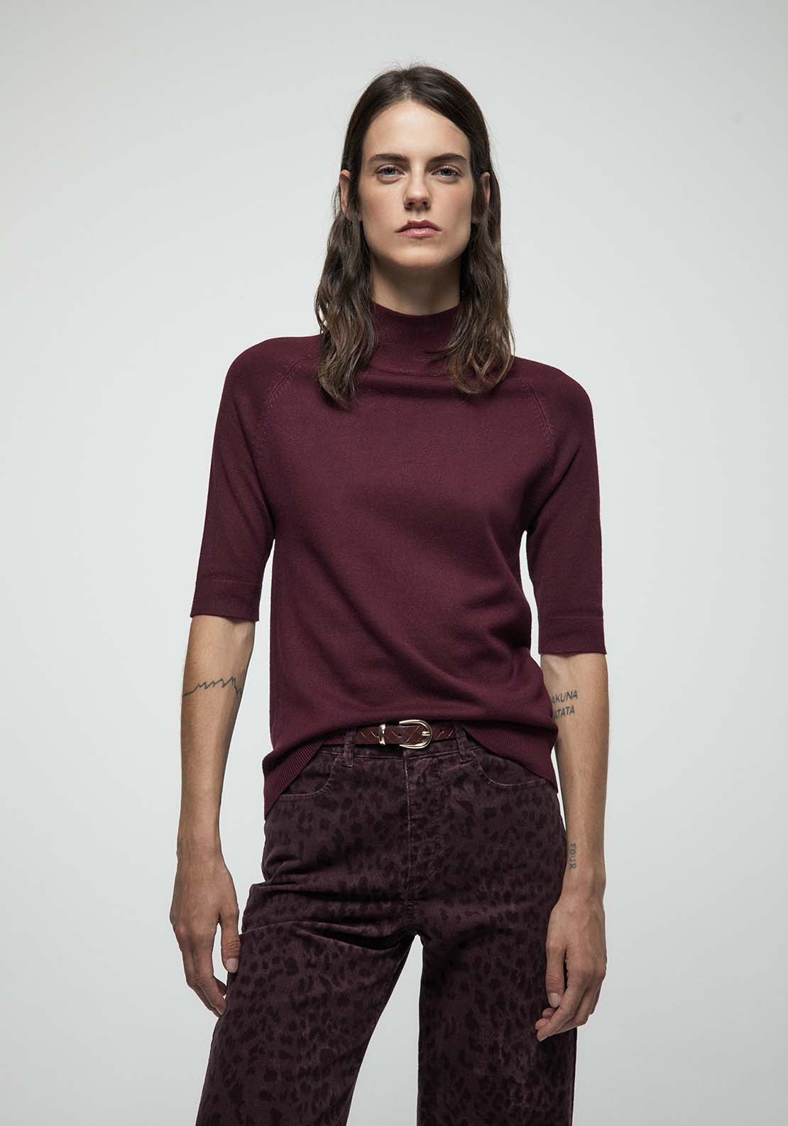 Perkins Collar Sweater - Red