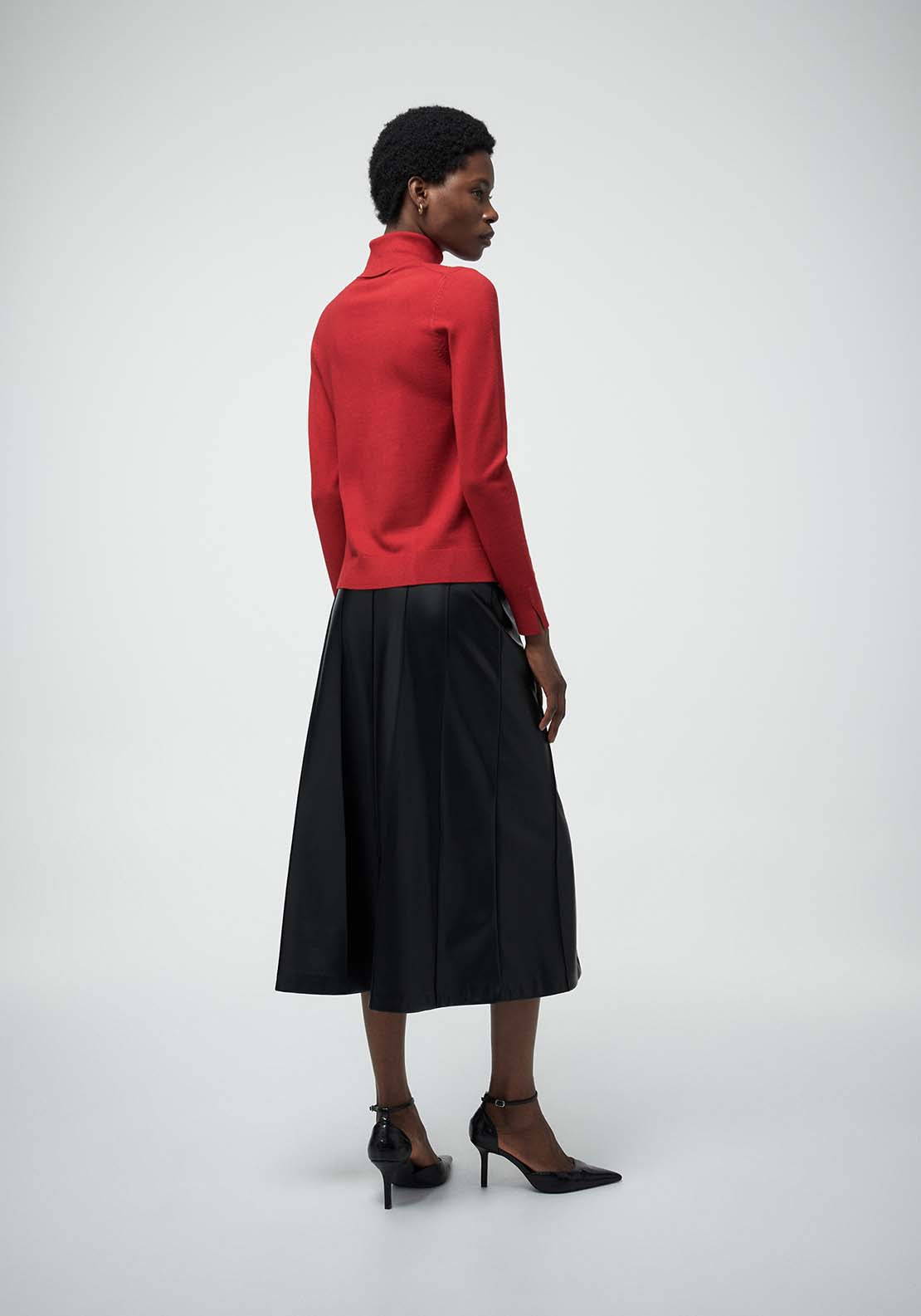 Contrast Striped Turtleneck Sweater - Red
