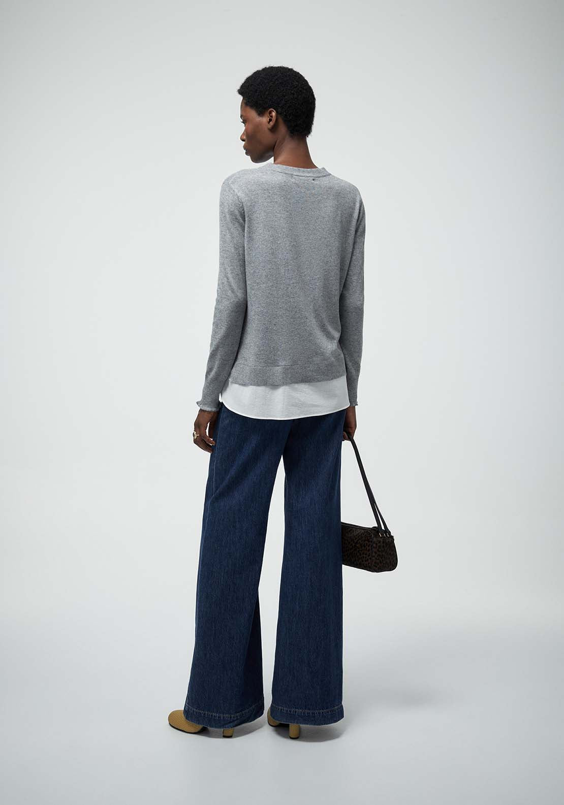 Low Stitch Sweater - Grey