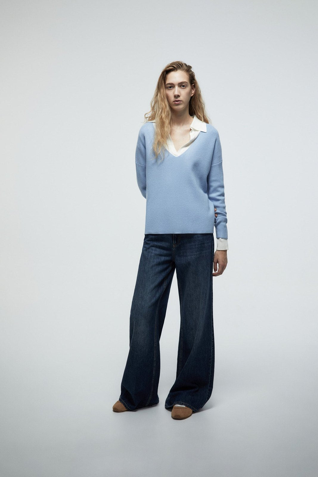 V-Neck Sweater - Blue