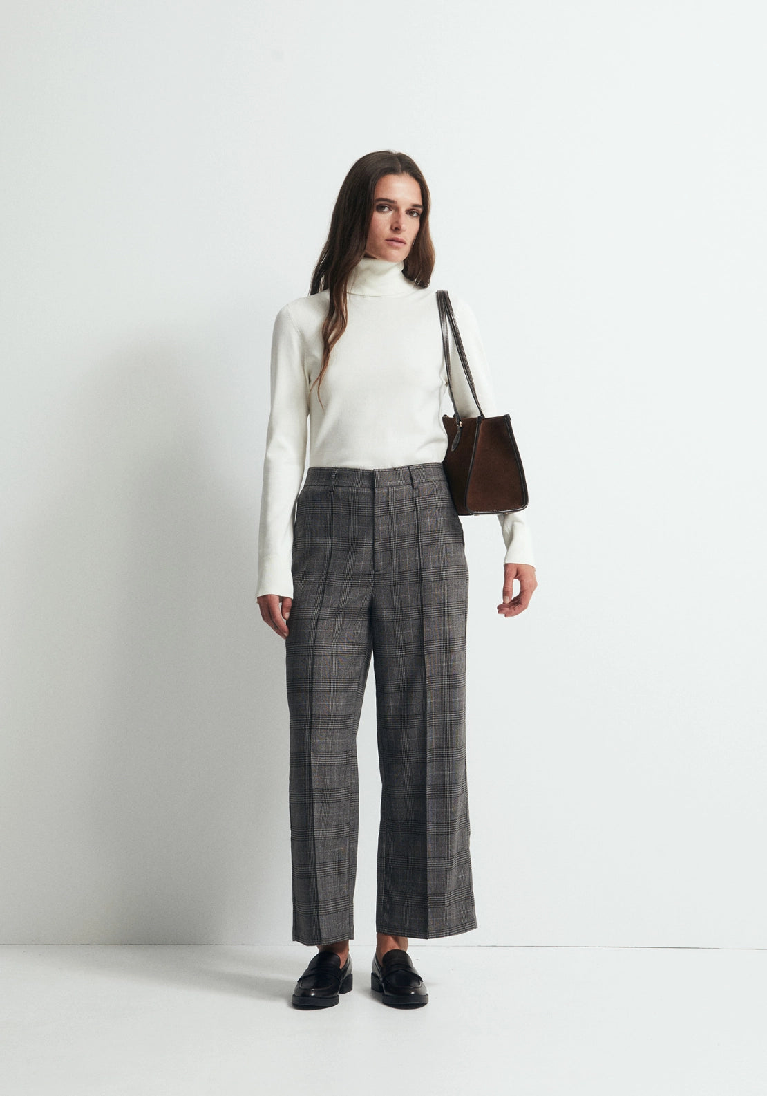 Long Sleeve Roll Neck Jumper - Off-white