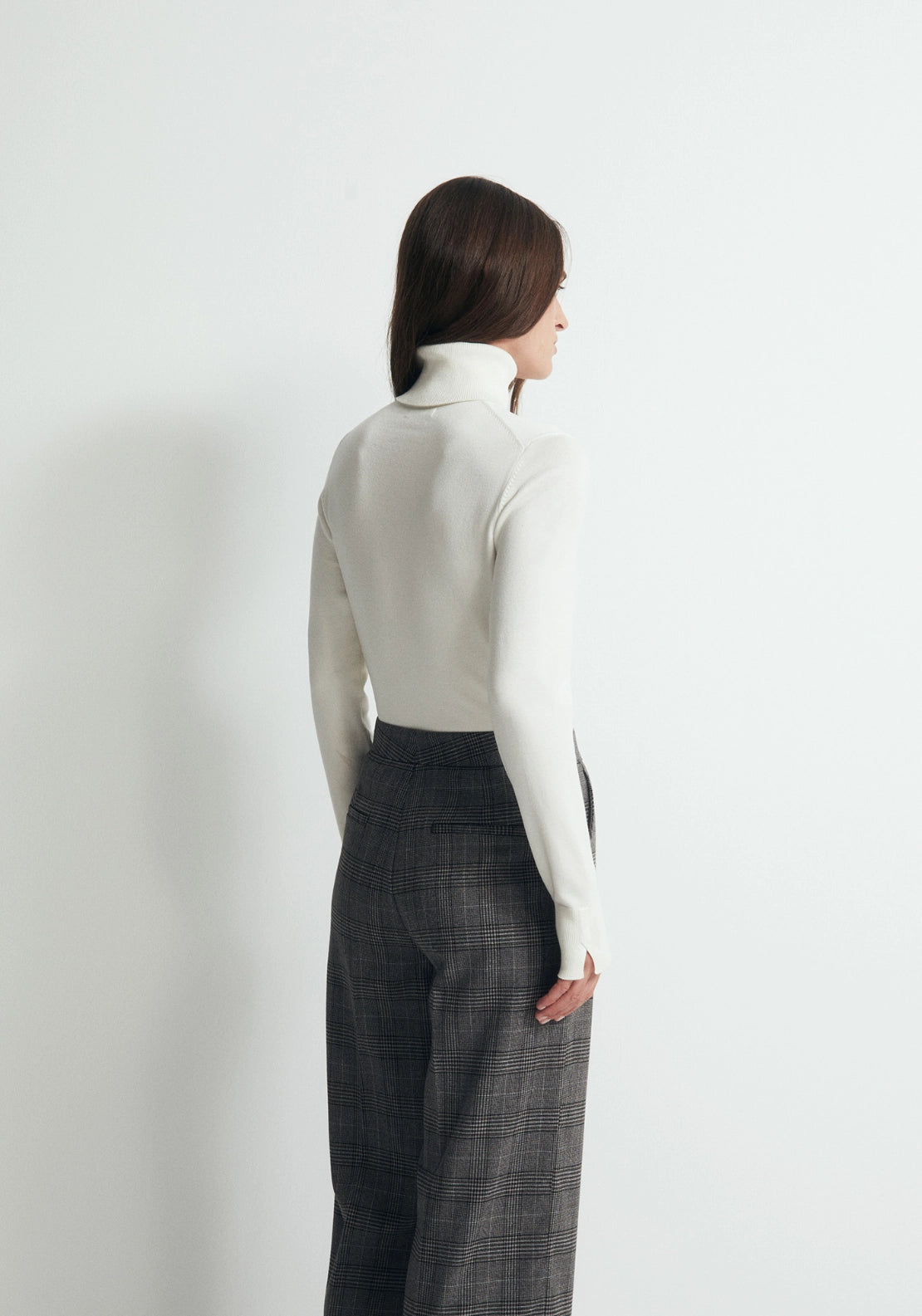 Long Sleeve Roll Neck Jumper - Off-white
