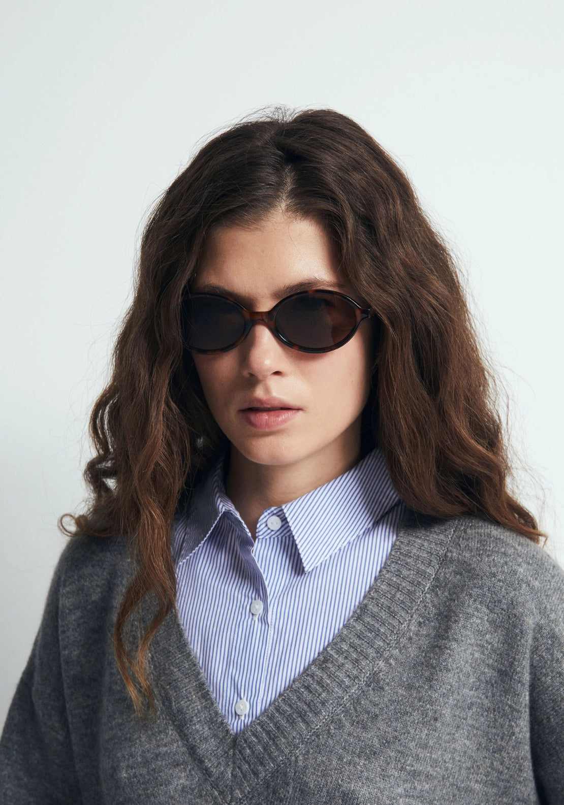 Mixed Fabric V-Neck Sweater - Grey