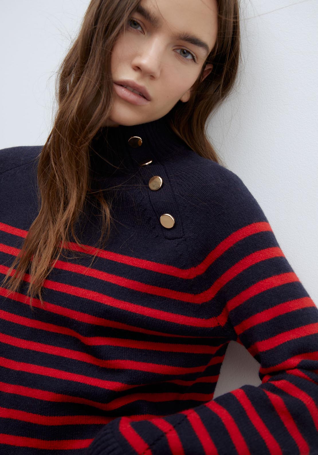 Sfera Buttons striped sweater - Red 5 Shaws Department Stores
