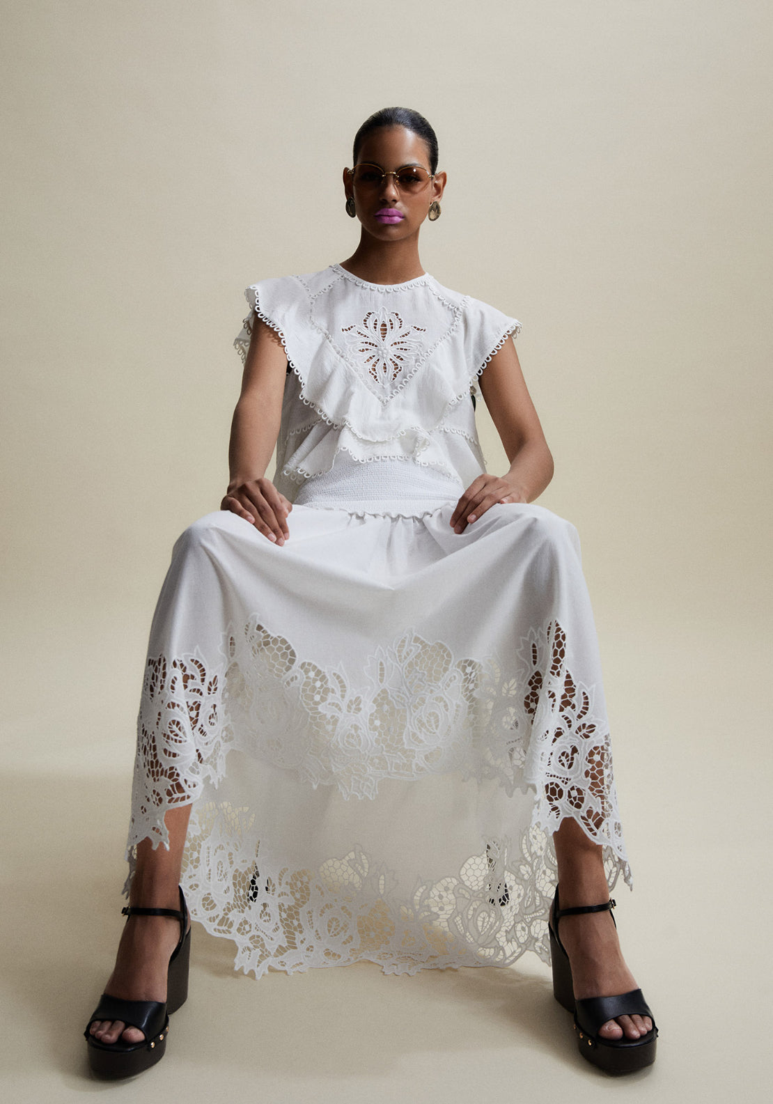 Long Skirt W Embroidery Detail - White
