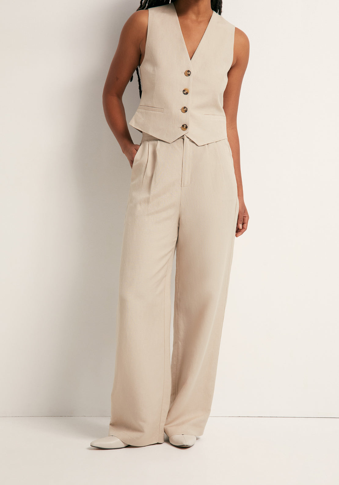 Pleated Formal Linen Trousers - Beige
