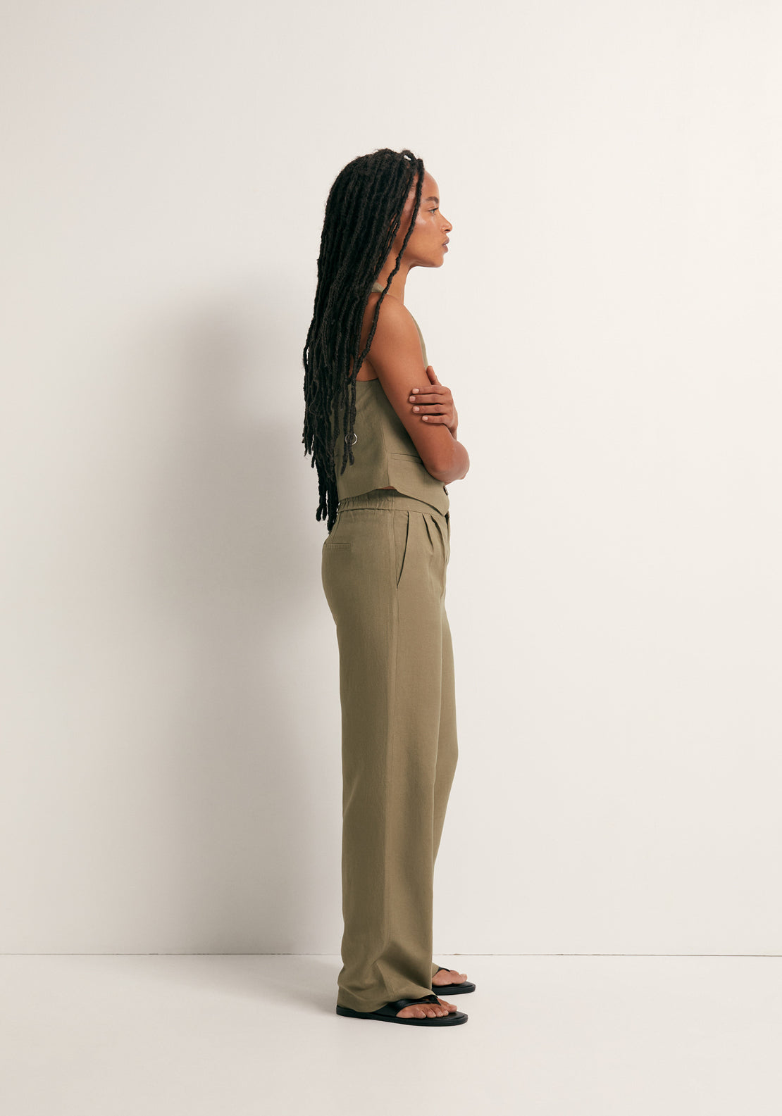 Wide Pleated Linen Trousers - Khaki