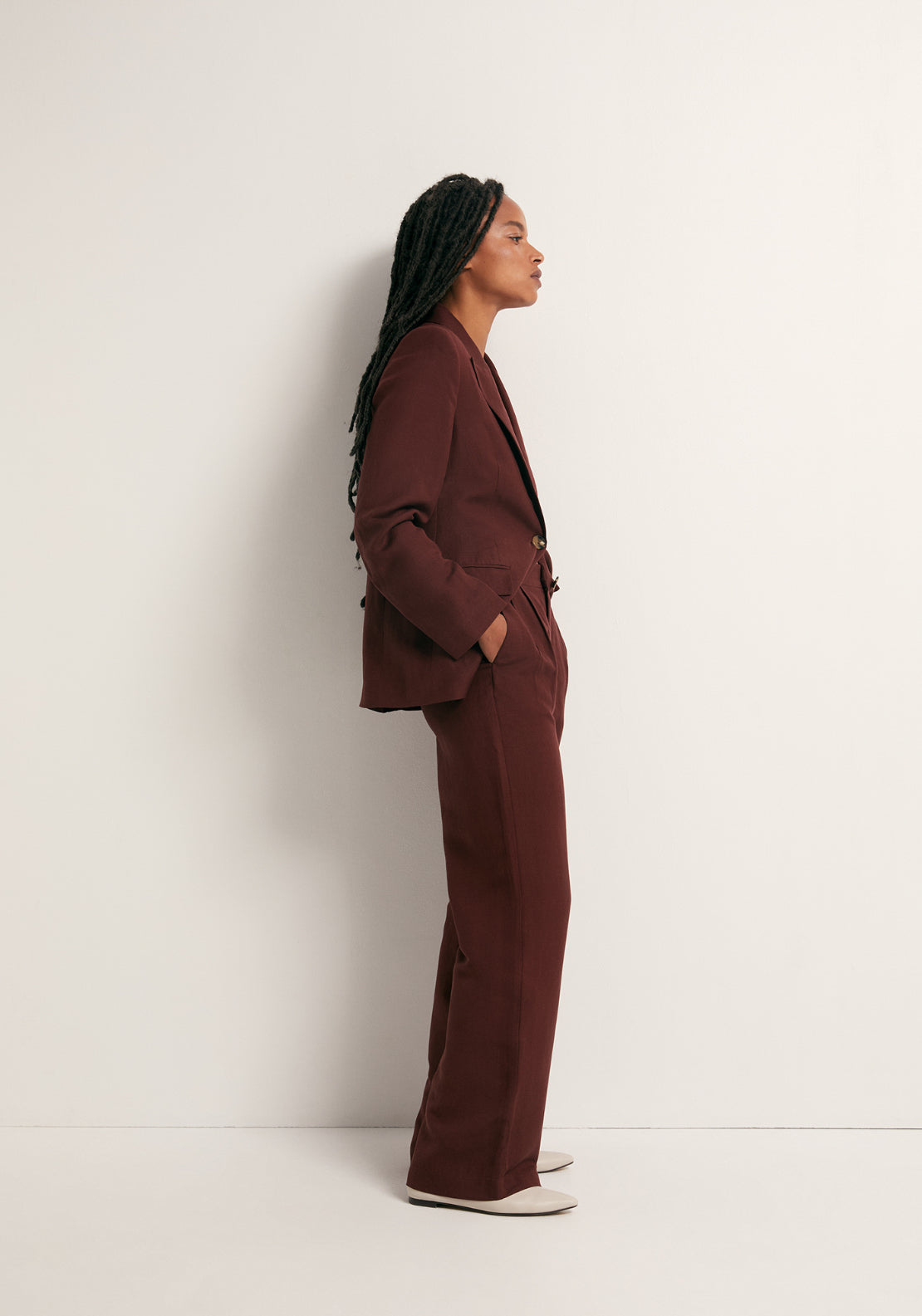 Pleated Formal Linen Trousers - Red