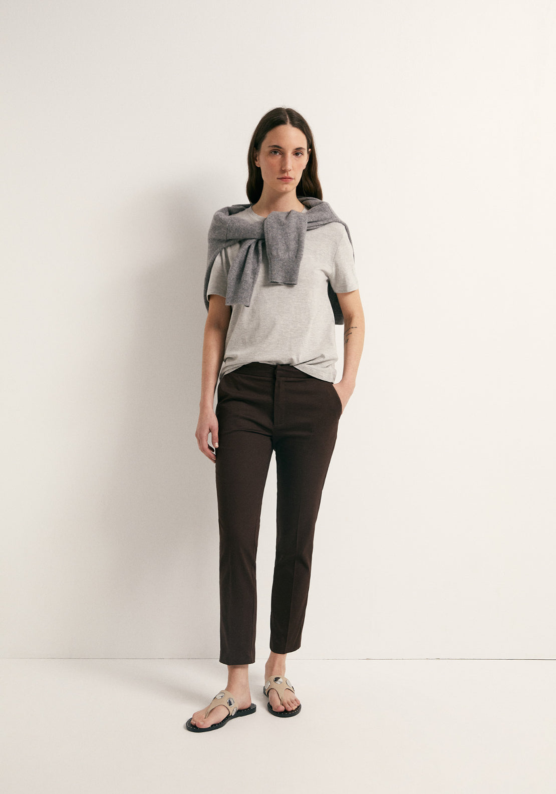 Buckle Detail Capri Trousers - Brown