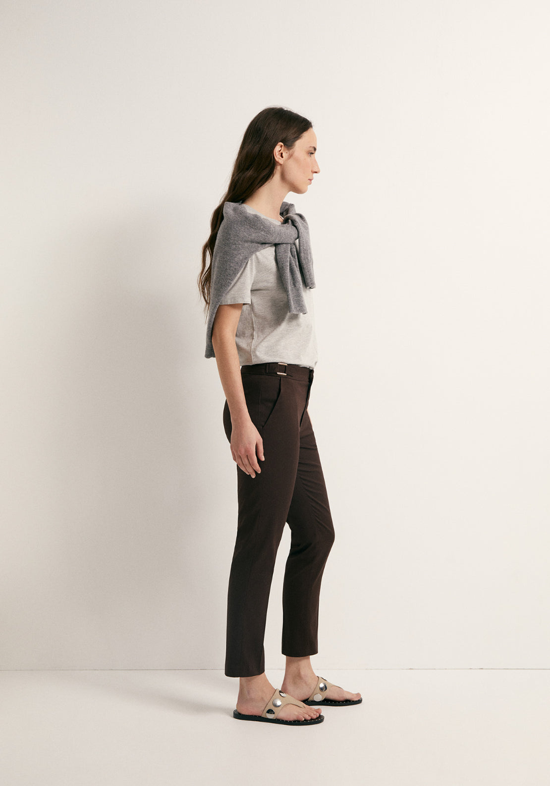 Buckle Detail Capri Trousers - Brown