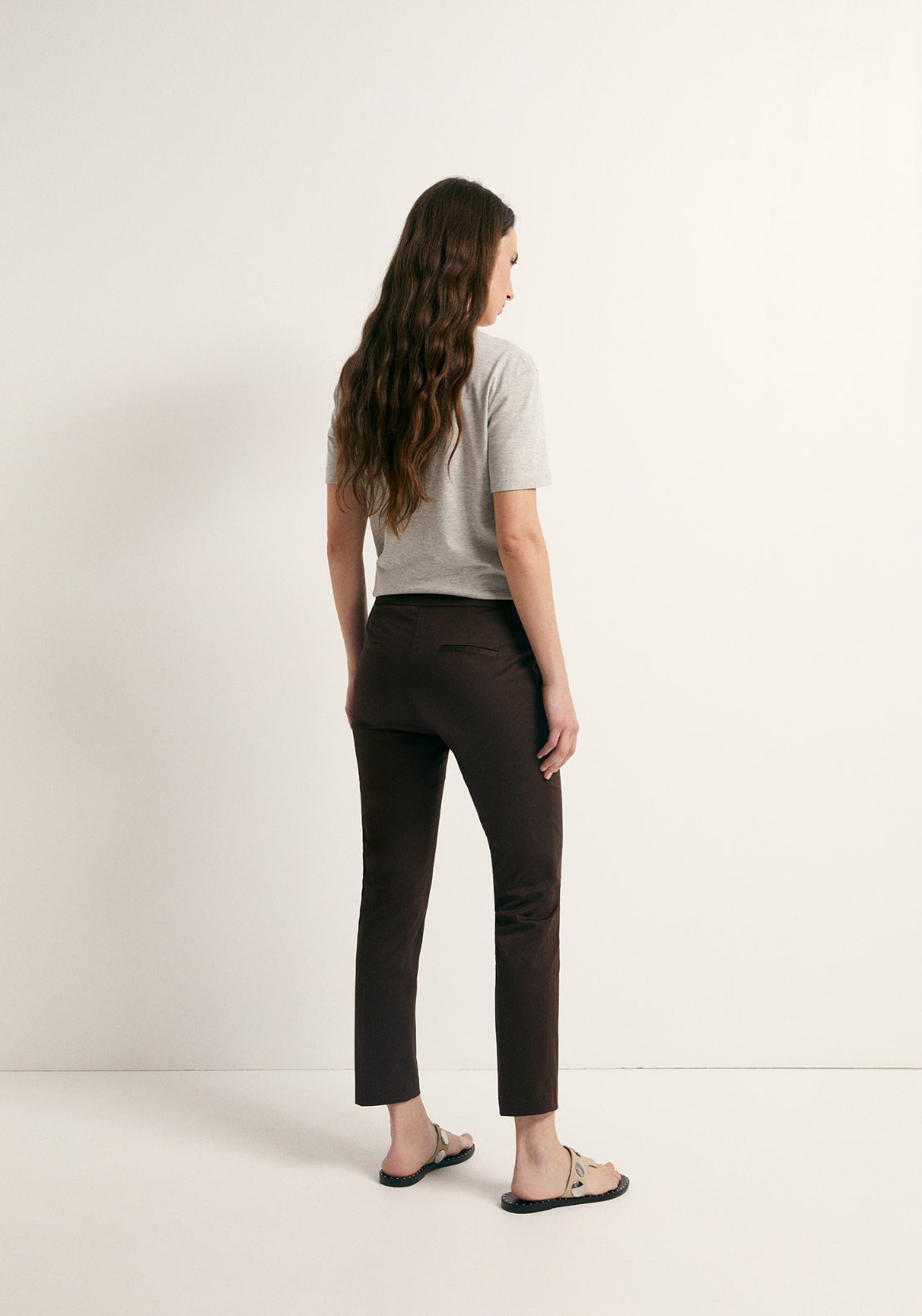 Buckle Detail Capri Trousers - Brown