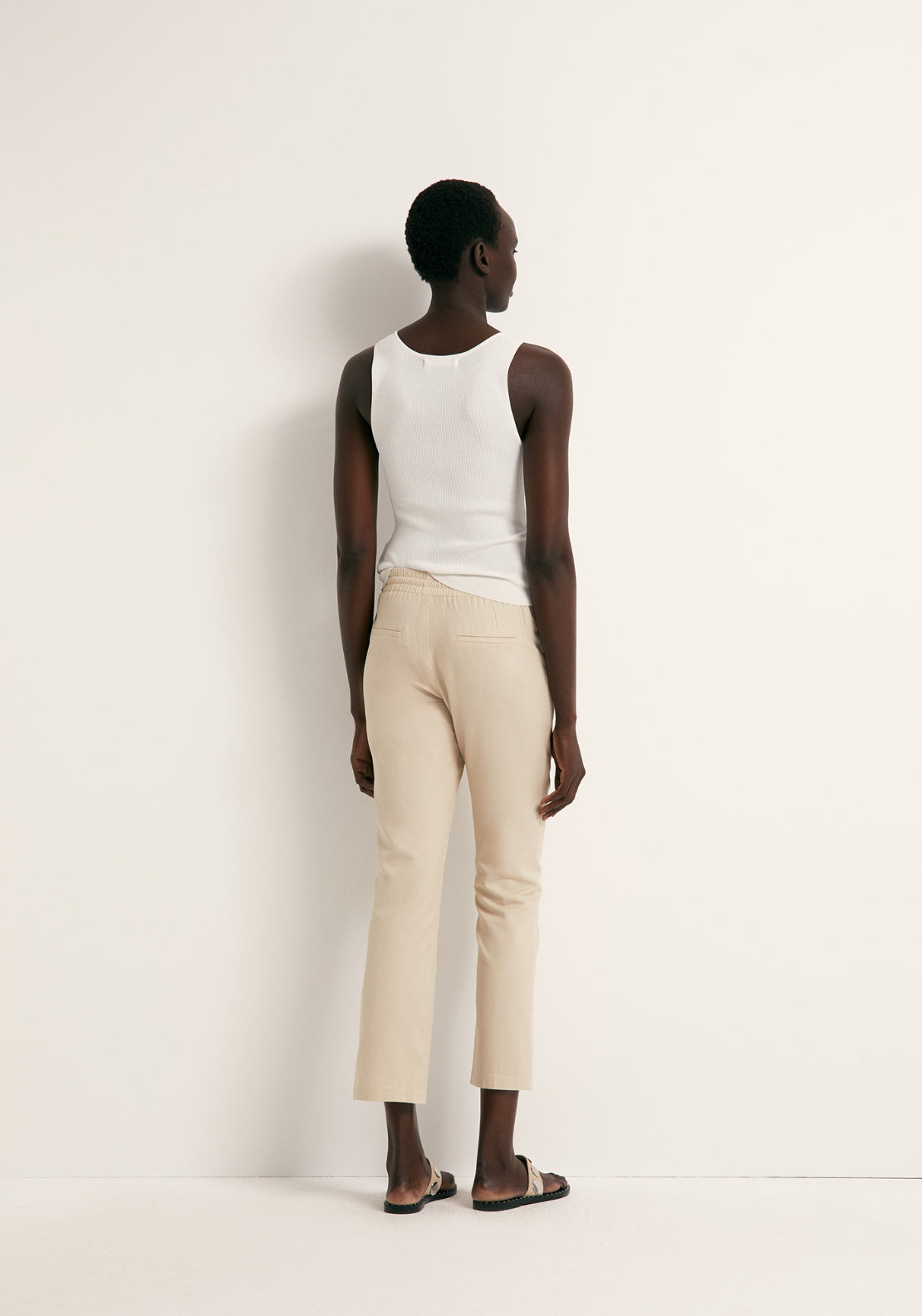 Loose-Fit Linen Trousers - Stone