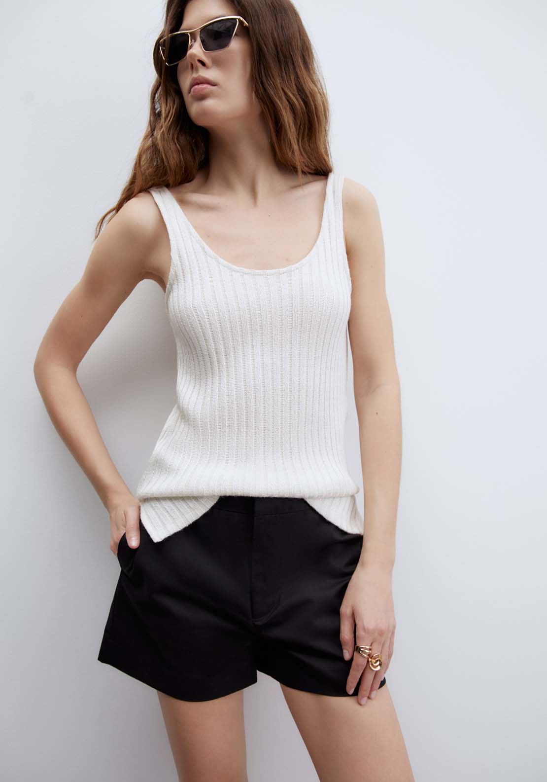 Plain Basic Shorts - Black