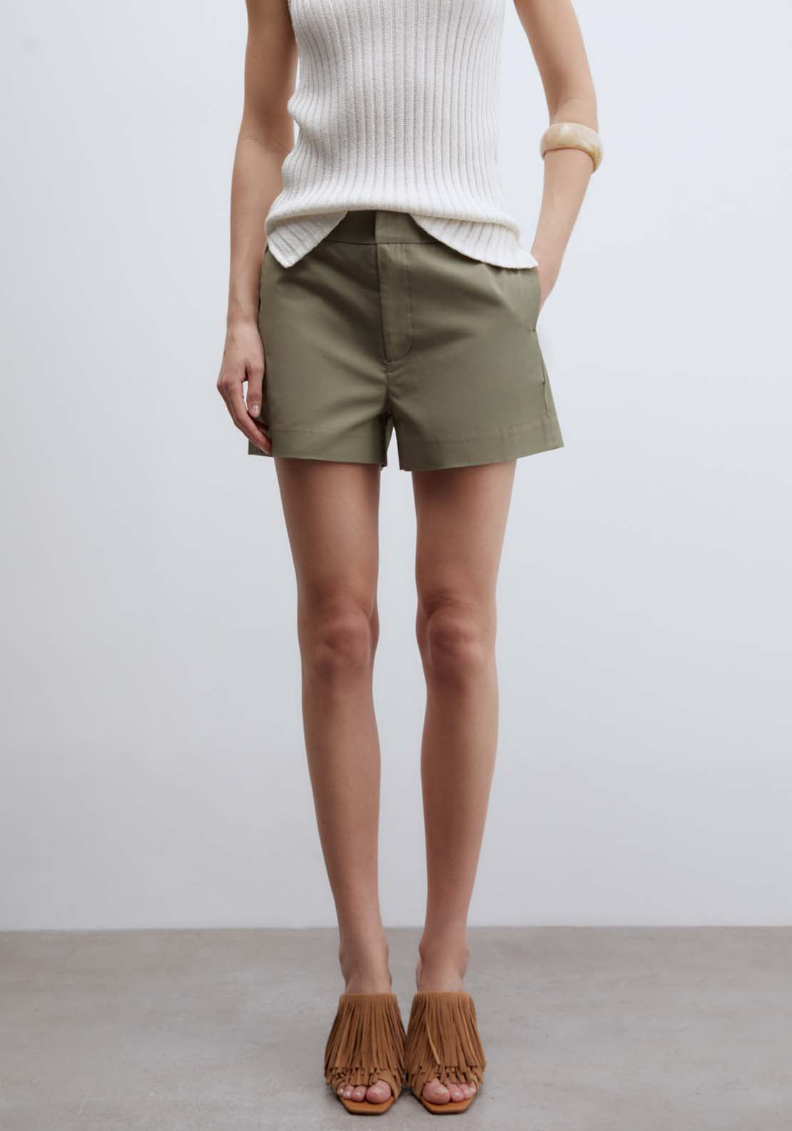 Plain Basic Shorts - Beige